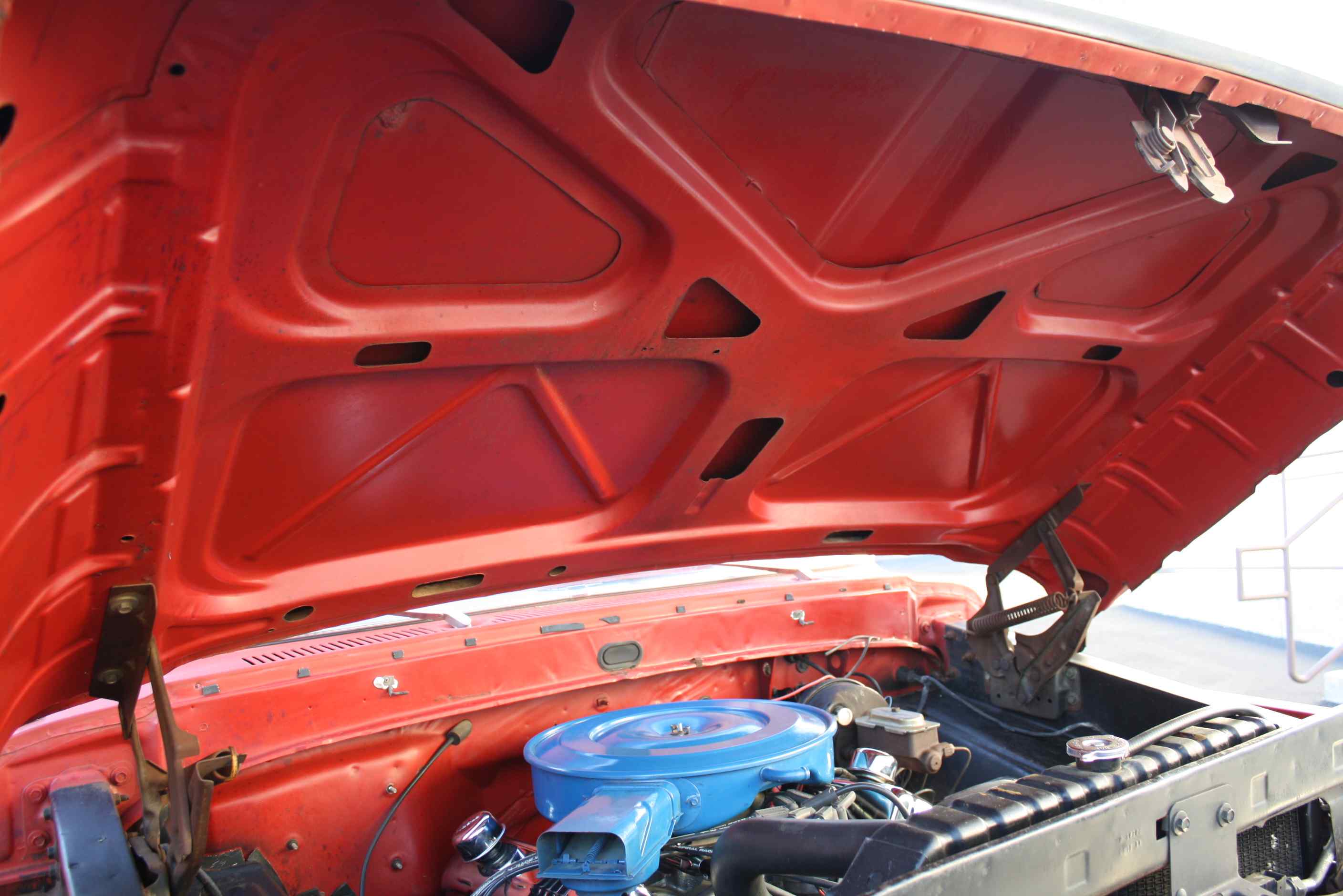 1972 Ford Sports Custom Cab 3/4 ton pickup