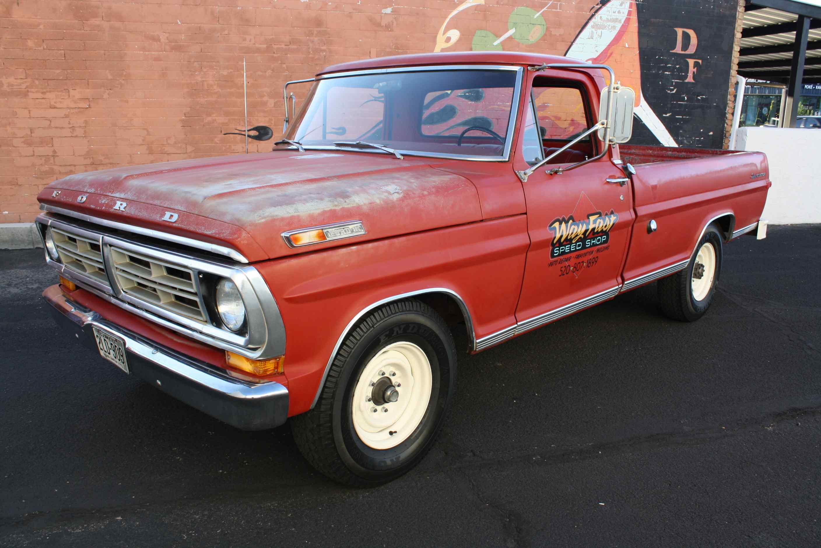 1972 Ford Sports Custom Cab 3/4 ton pickup