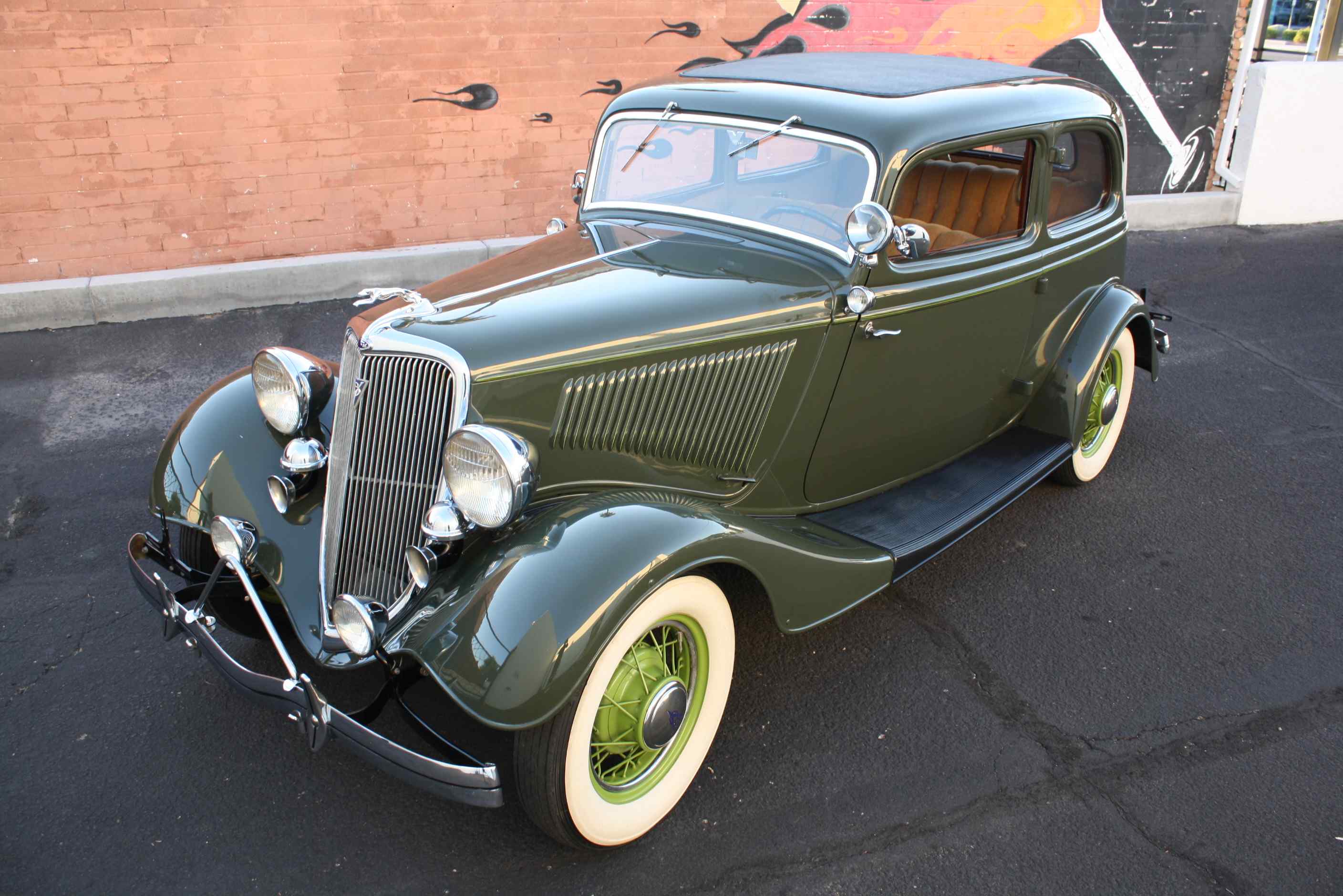 1934 Ford Victoria