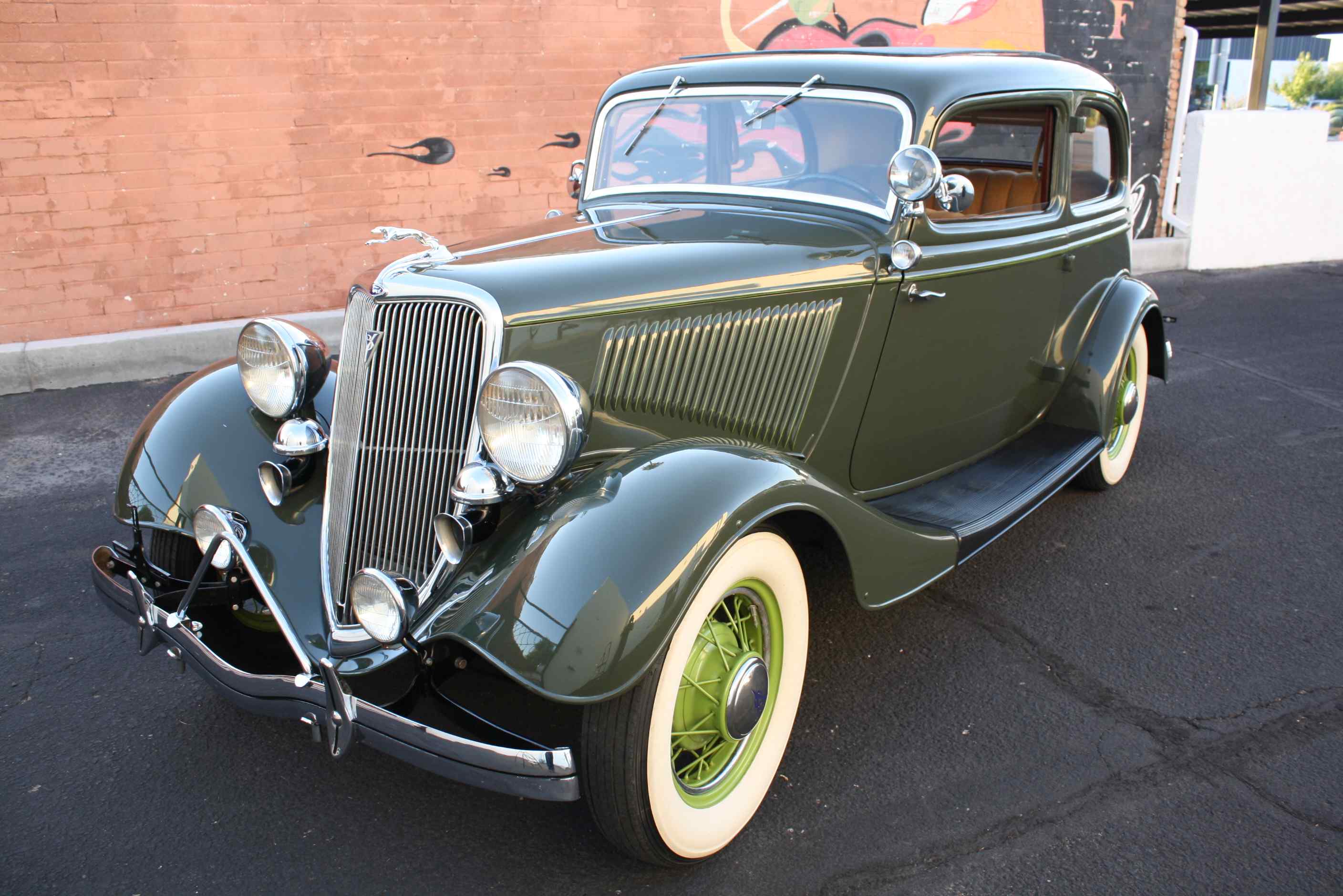 1934 Ford Victoria