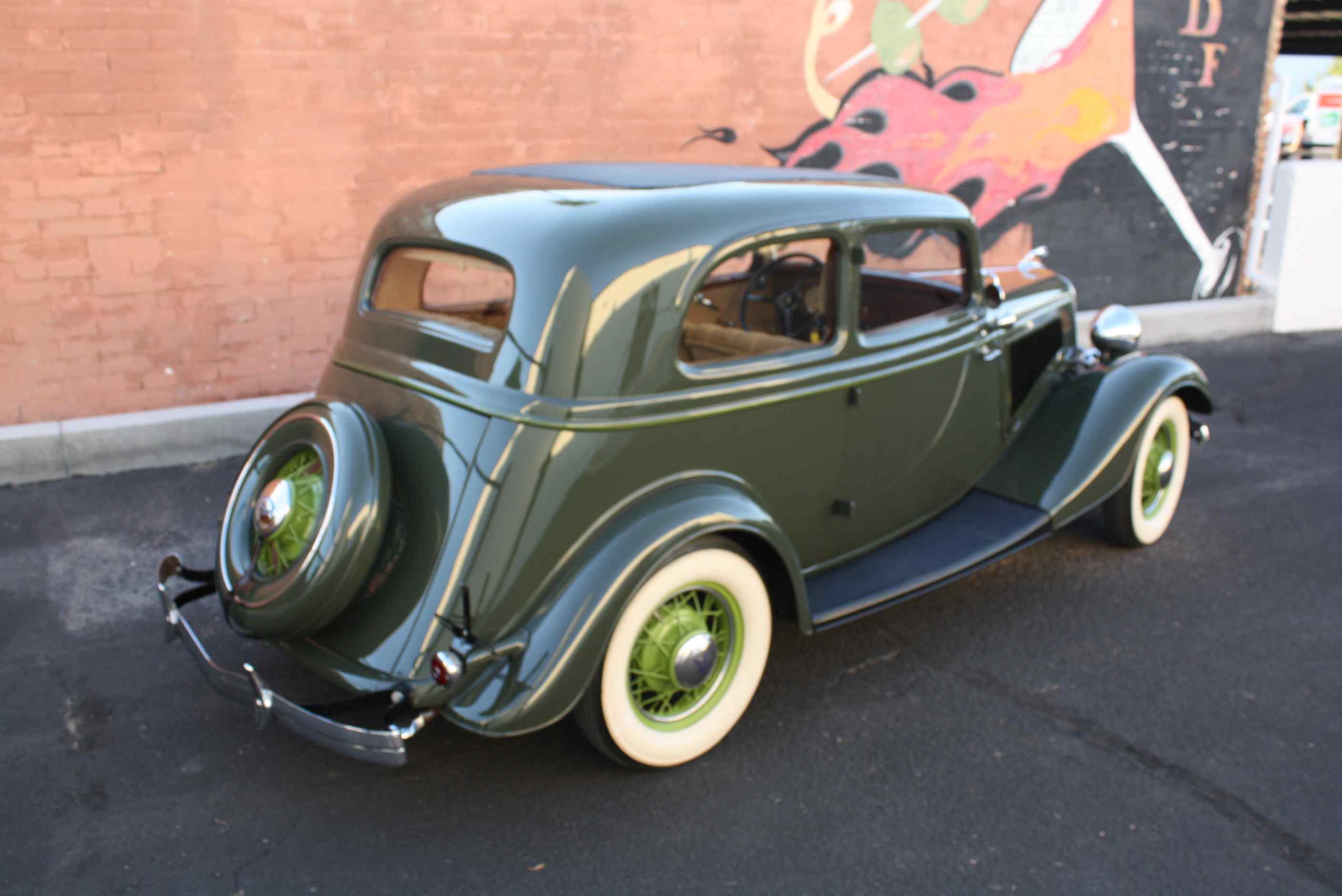 1934 Ford Victoria