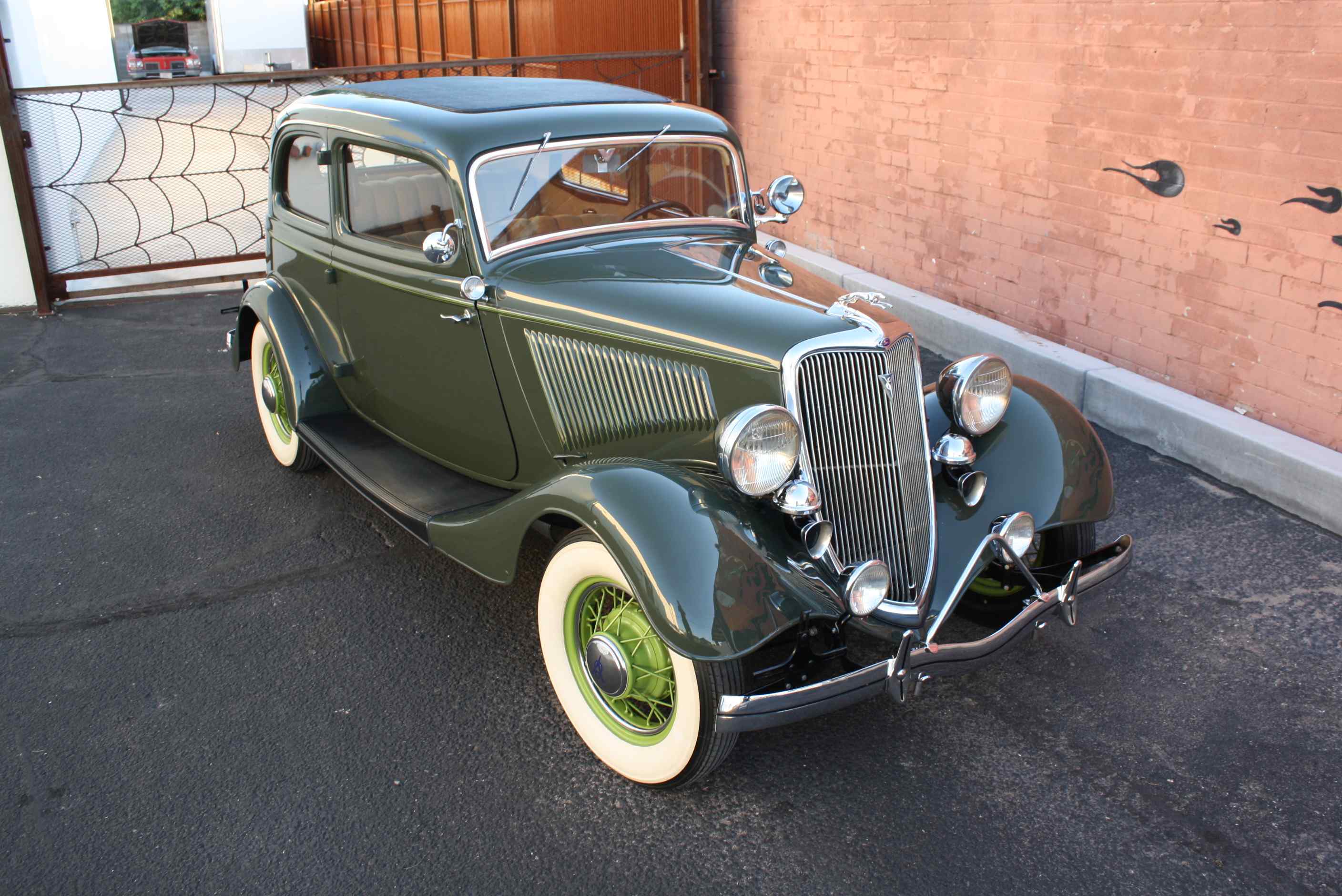 1934 Ford Victoria