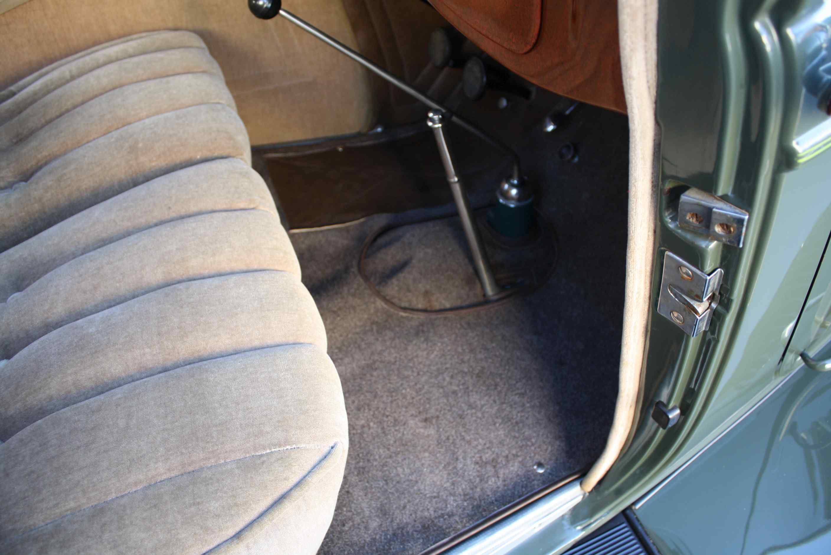 1934 Ford Victoria