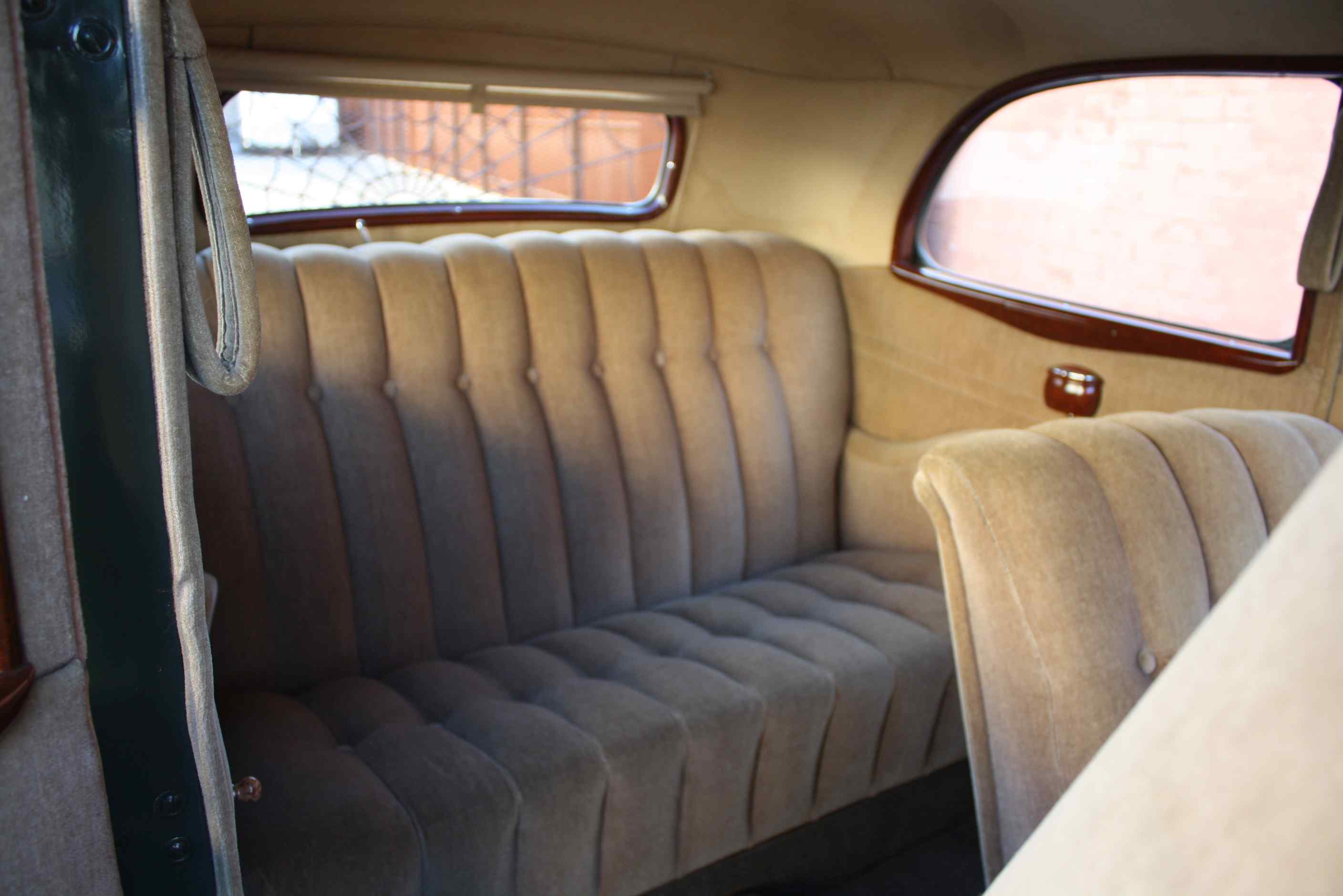 1934 Ford Victoria