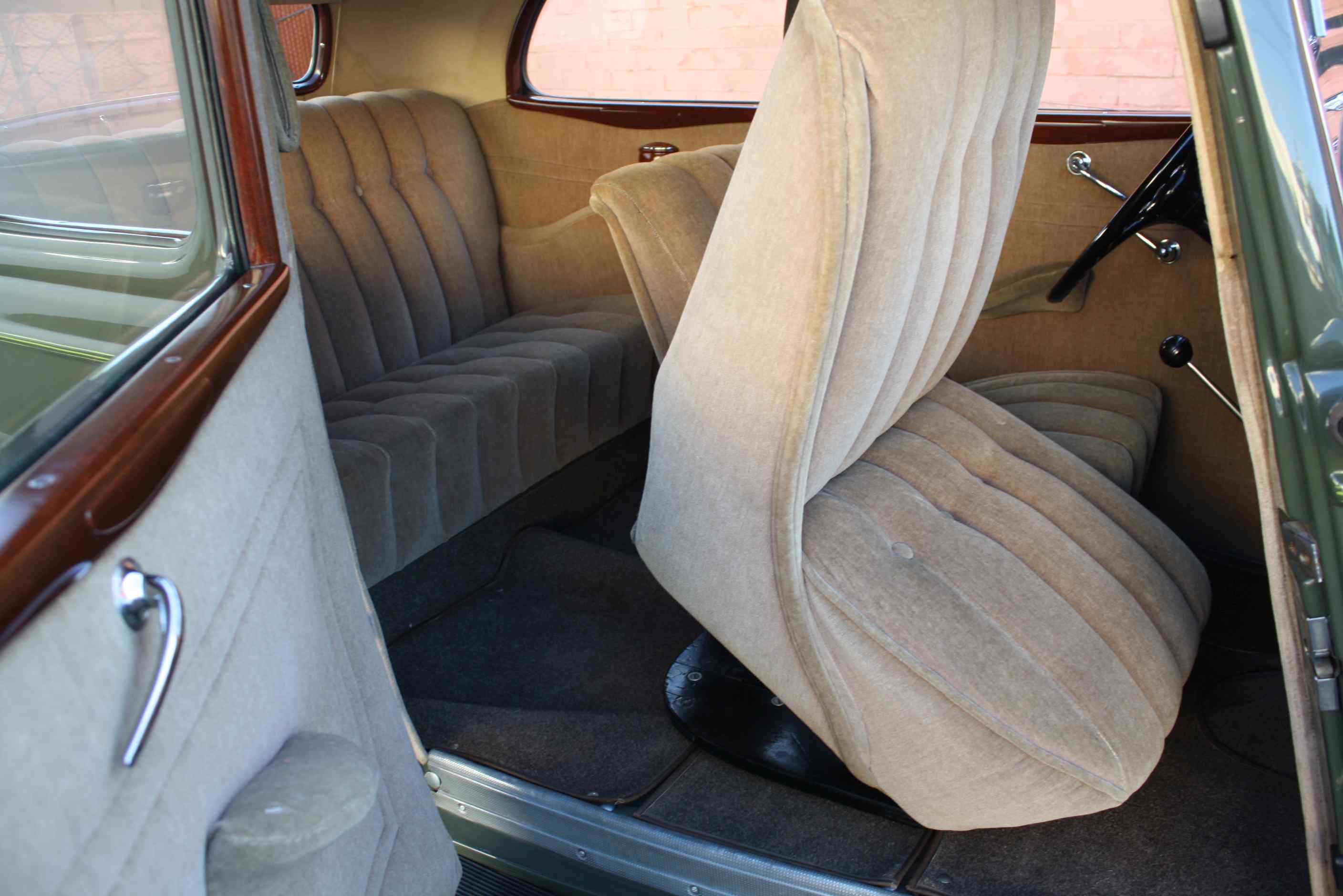 1934 Ford Victoria