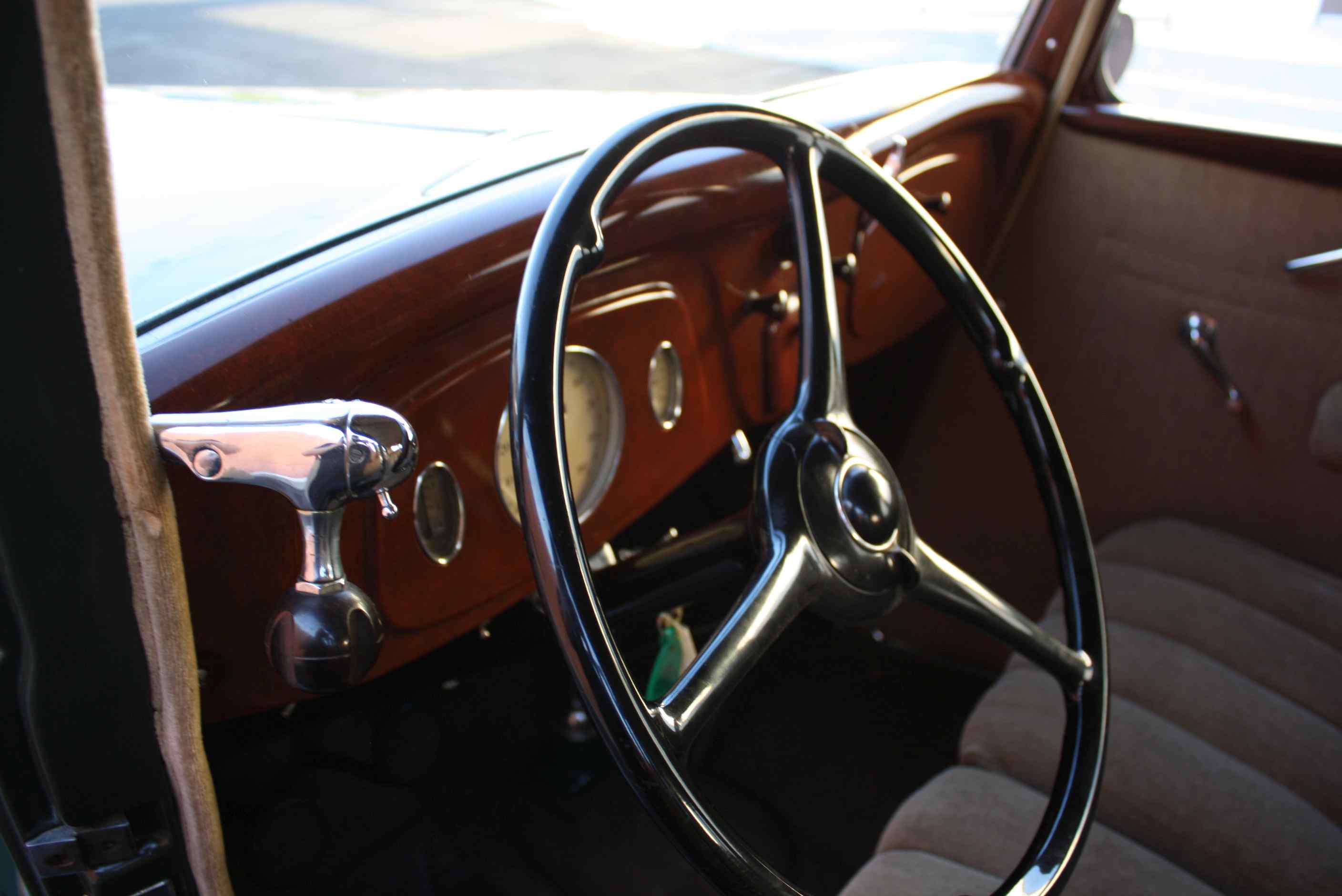 1934 Ford Victoria