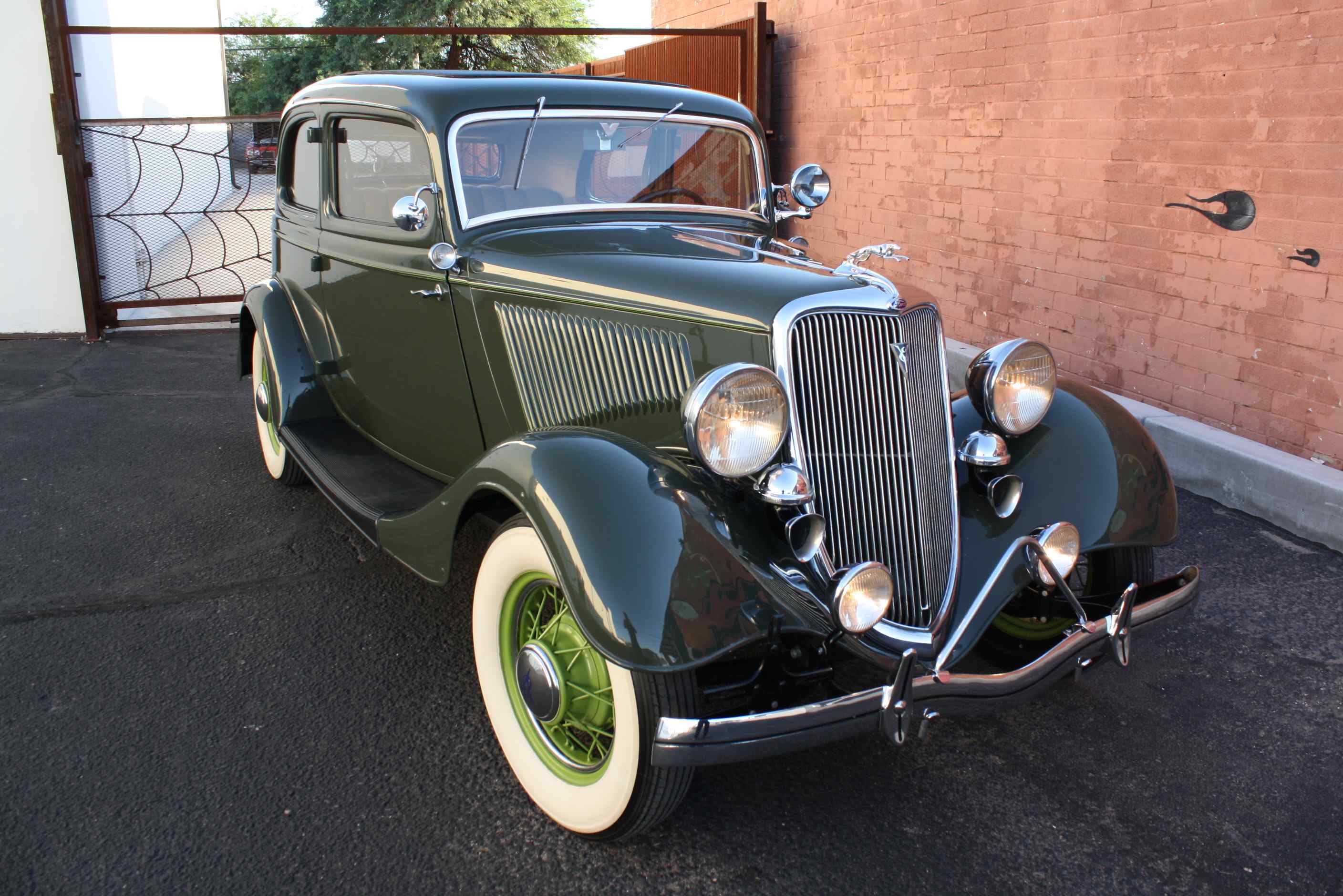1934 Ford Victoria
