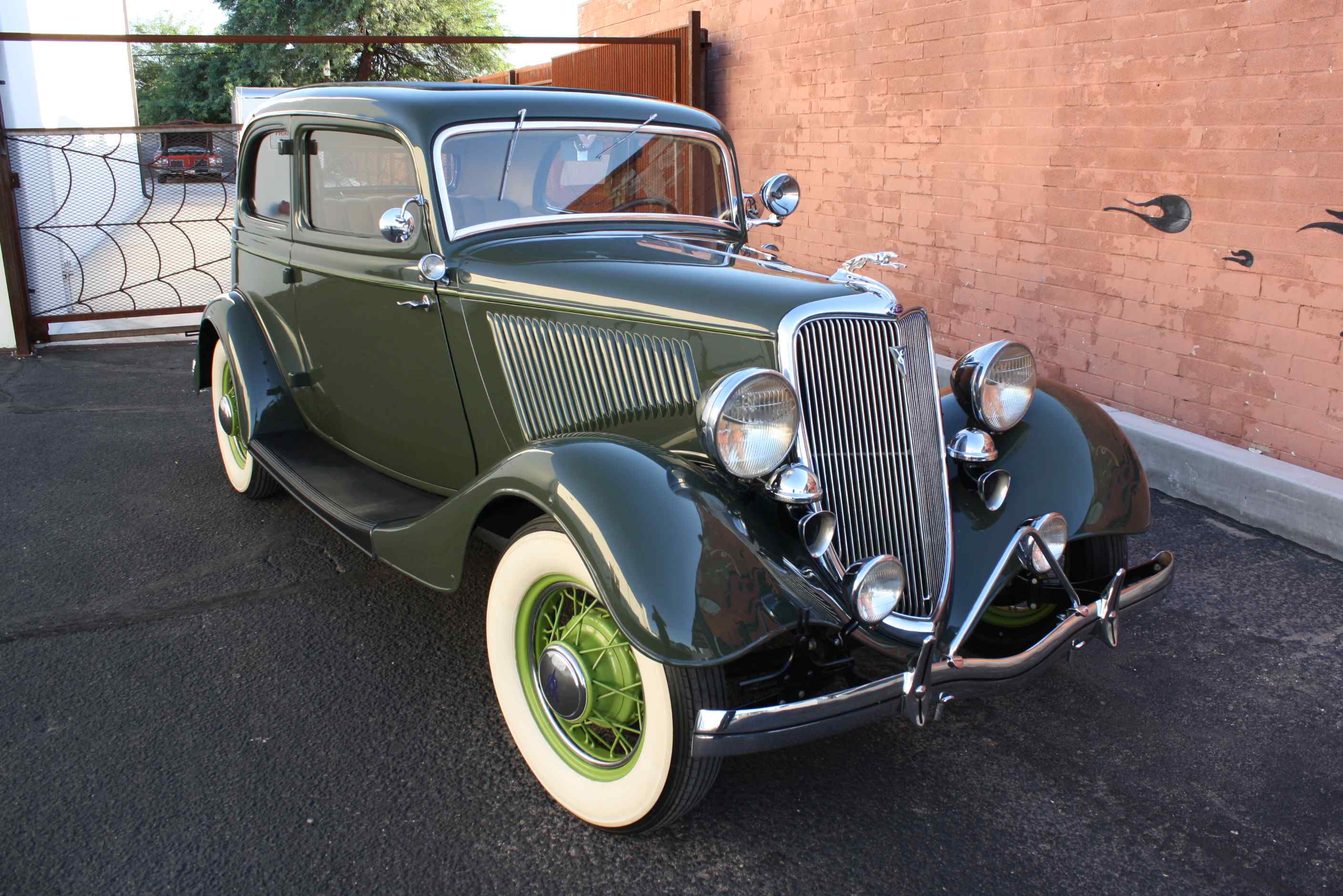 1934 Ford Victoria