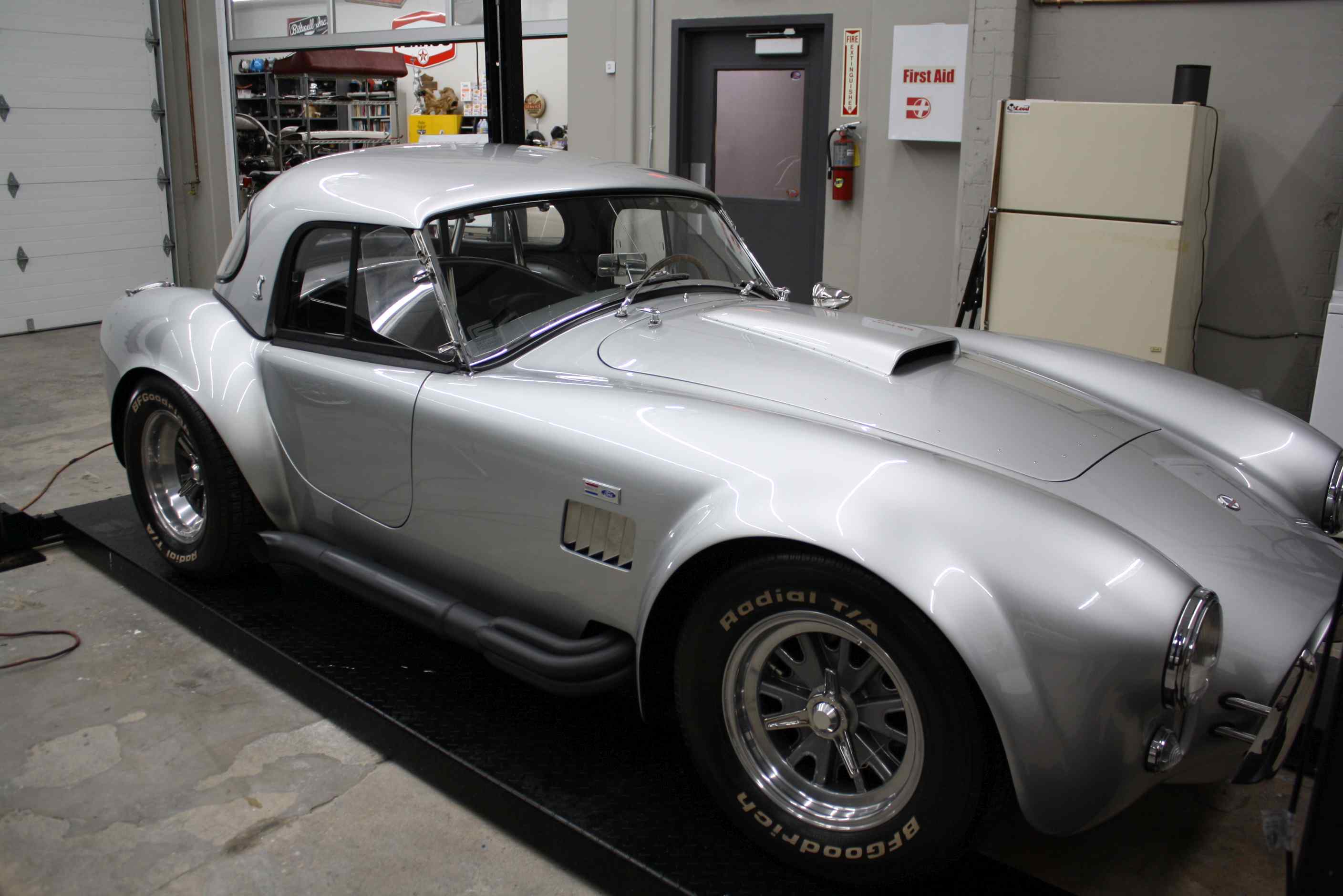 1966 Shelby Superperformance Cobra