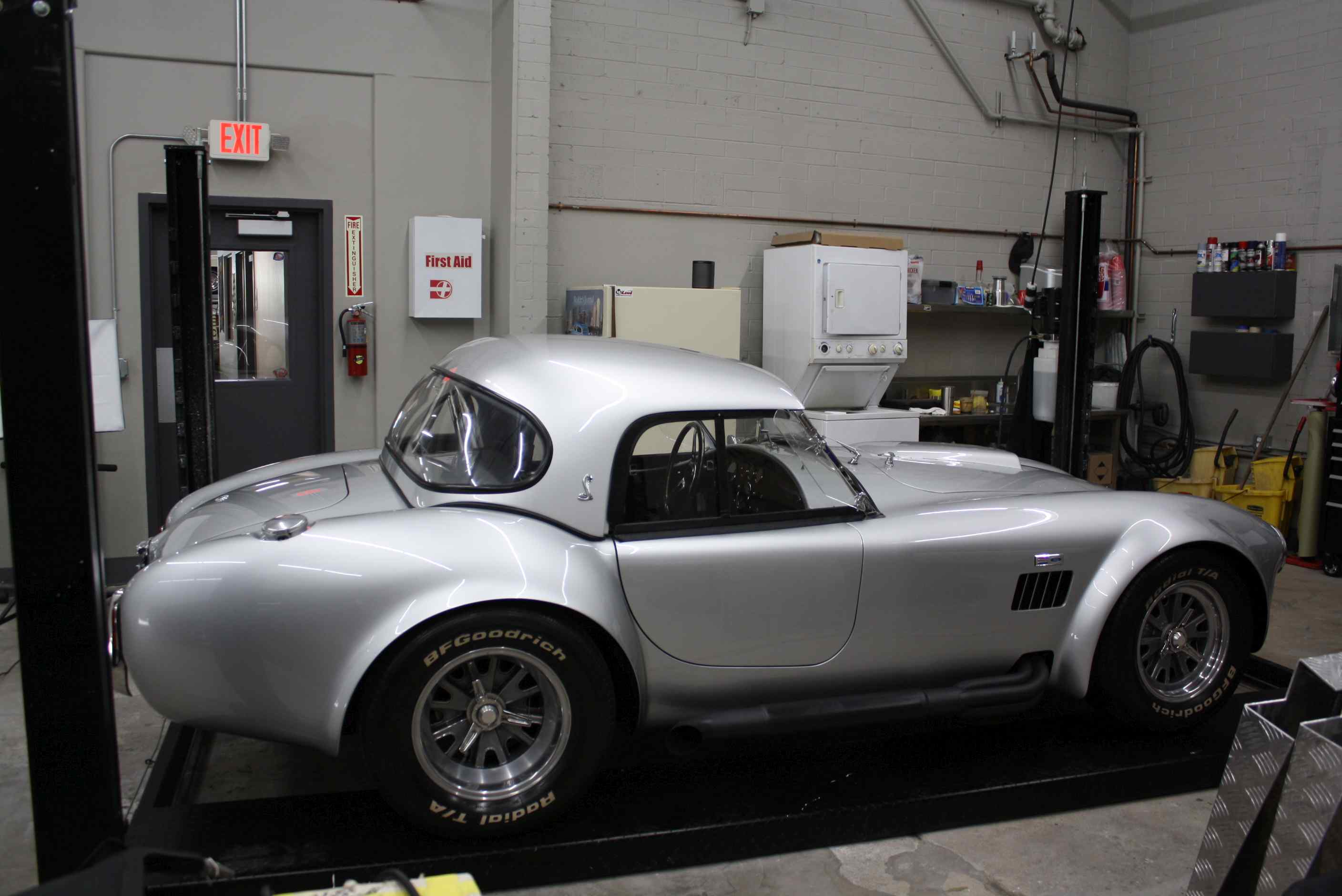 1966 Shelby Superperformance Cobra