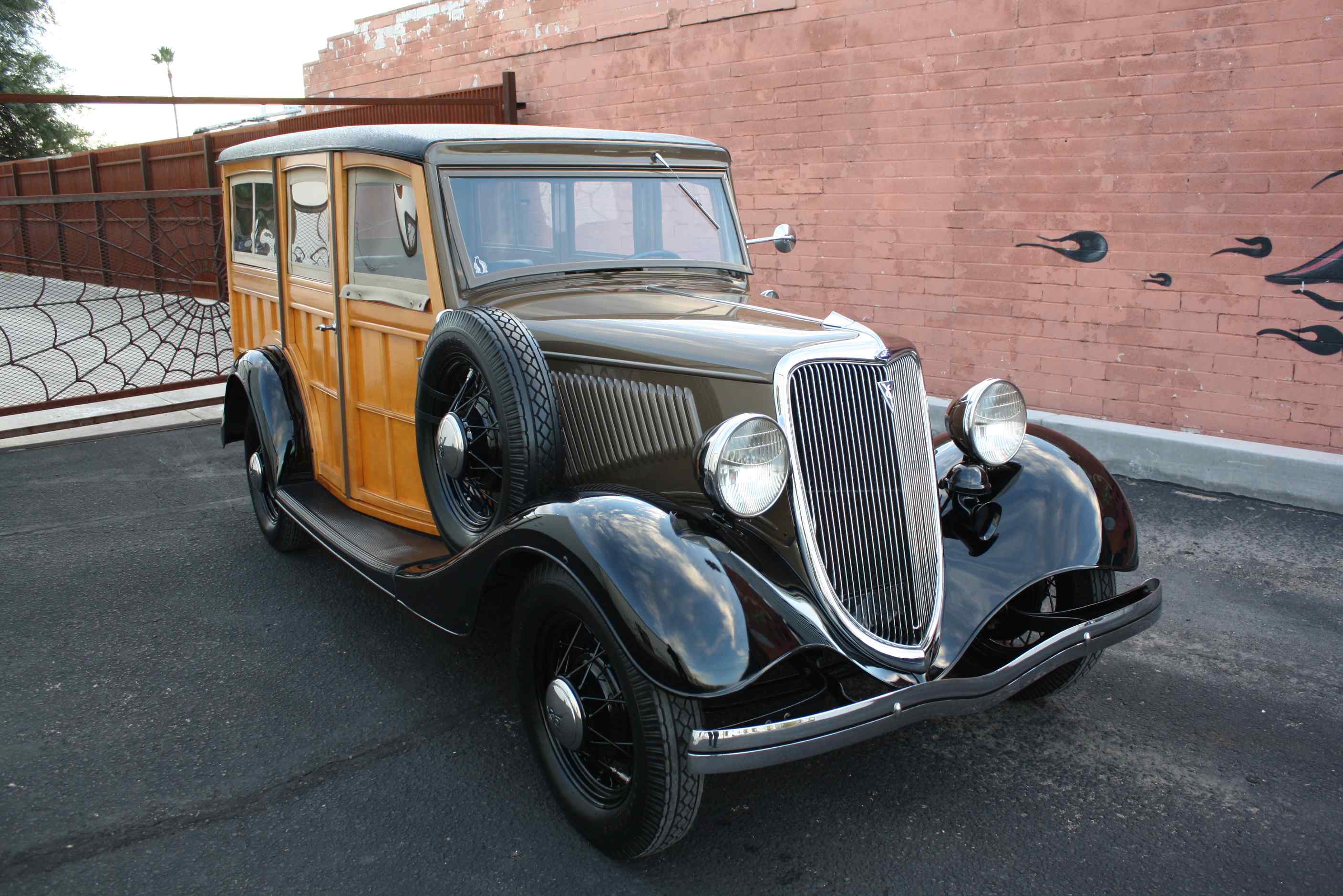 1934 Ford Woody Dearborn Award Winning Car, Grand National Senior.