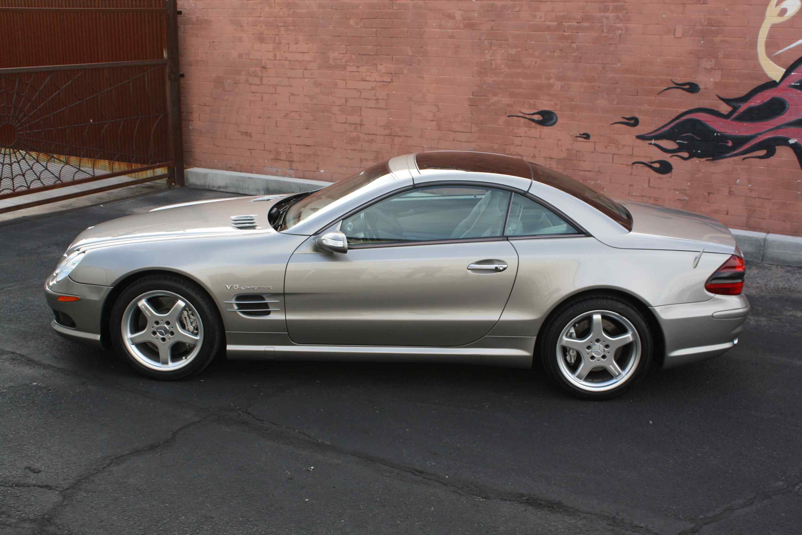 2004 Mercedes Benz SL55 AMG