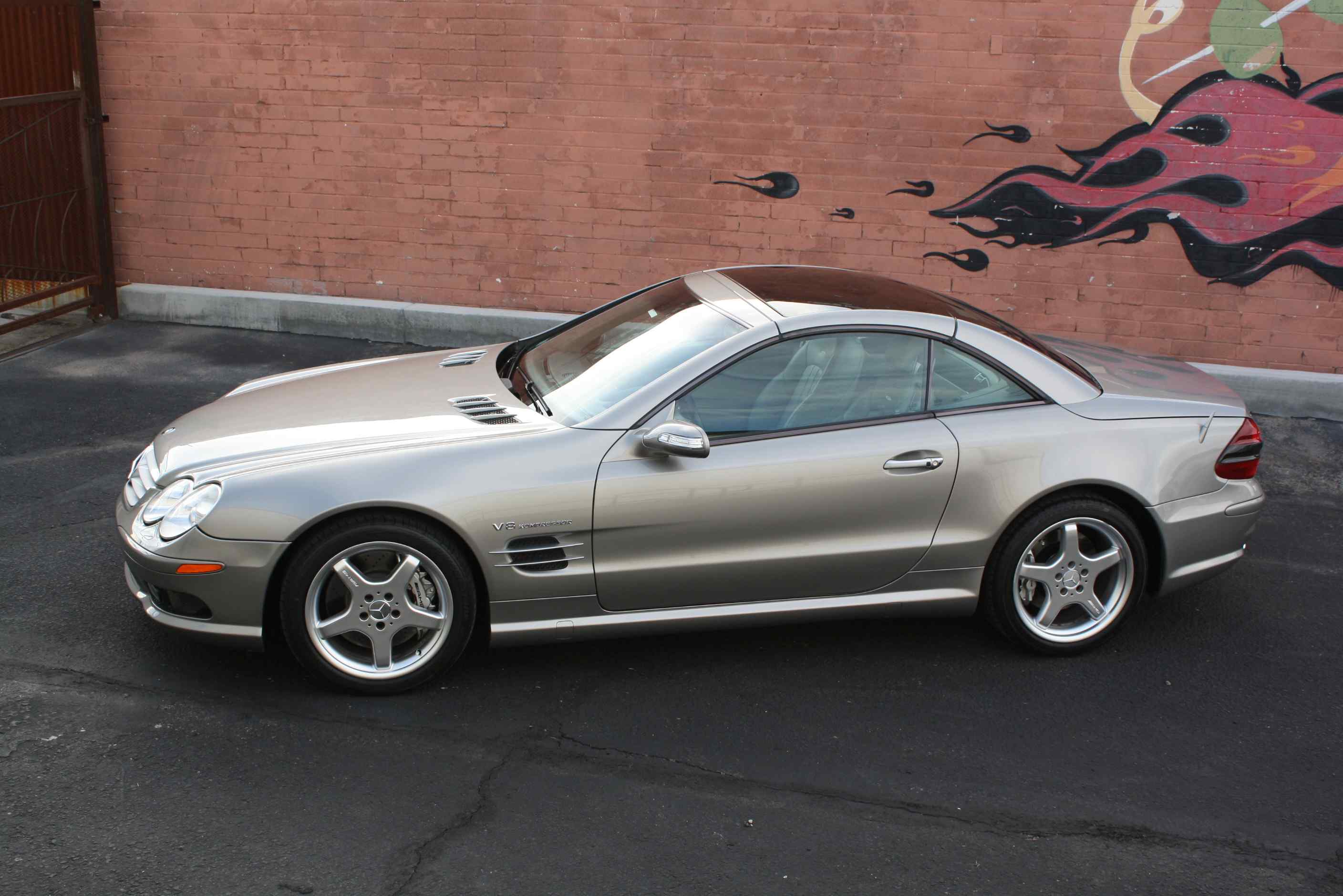 2004 Mercedes Benz SL55 AMG