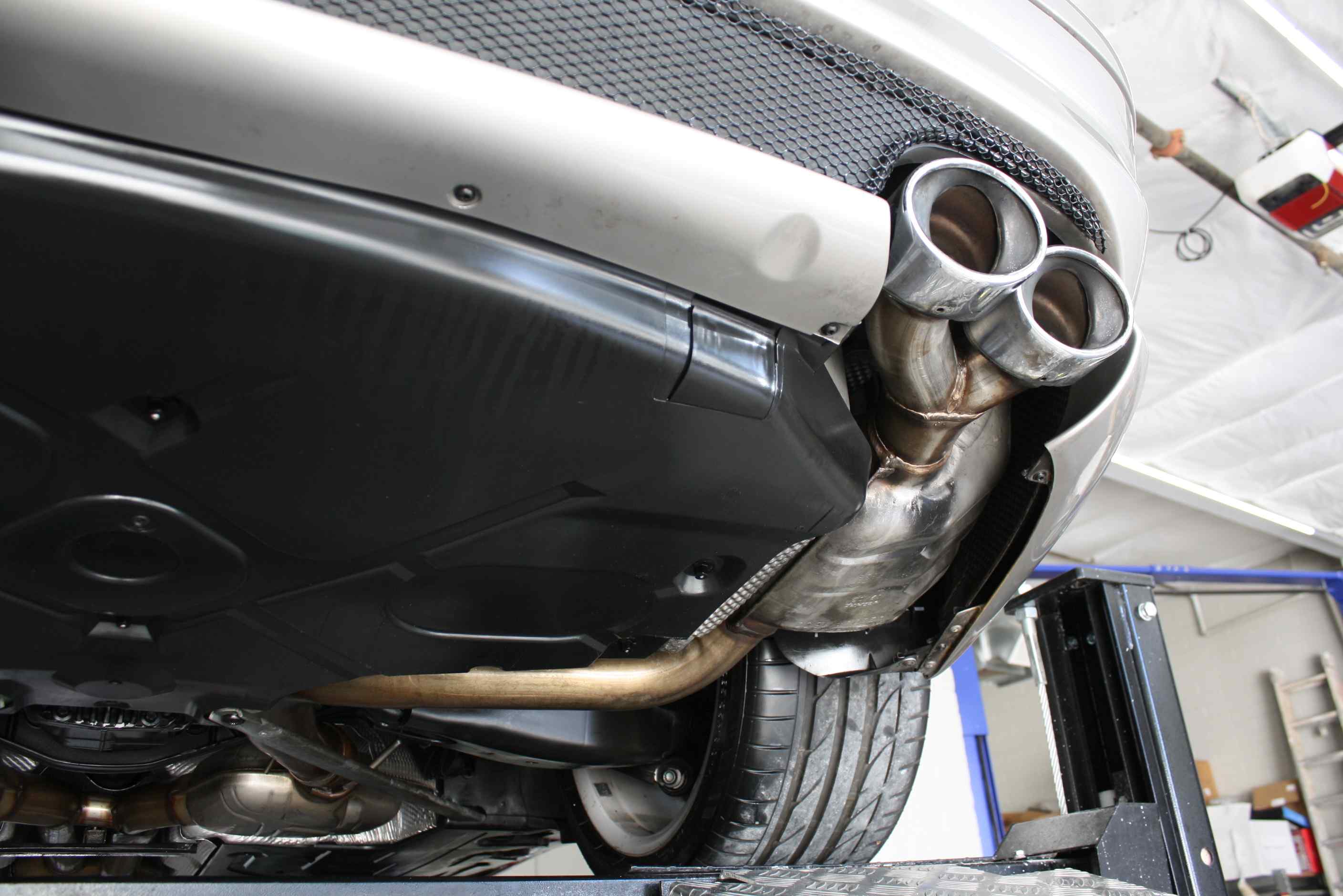 2004 Mercedes Benz SL55 AMG