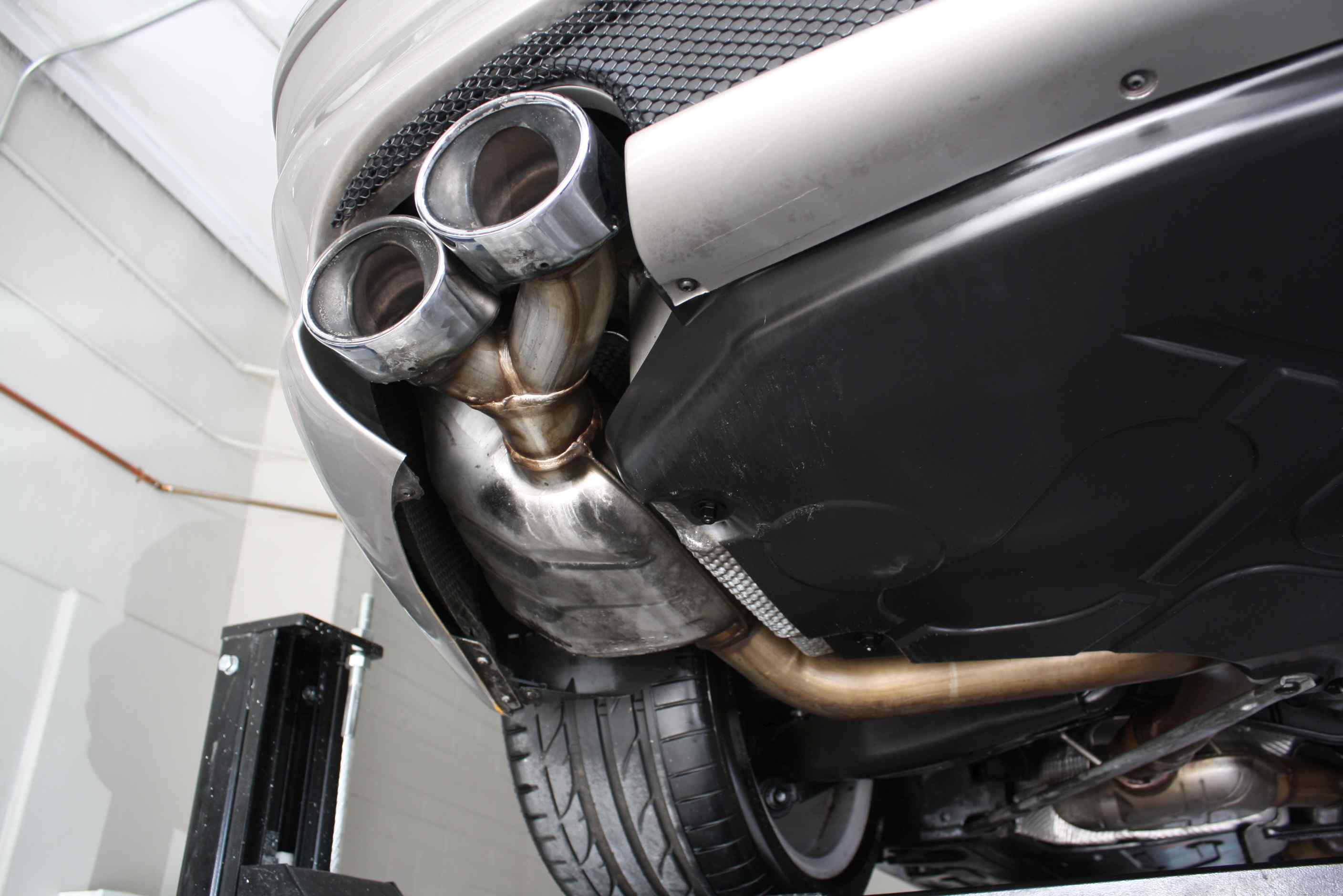 2004 Mercedes Benz SL55 AMG
