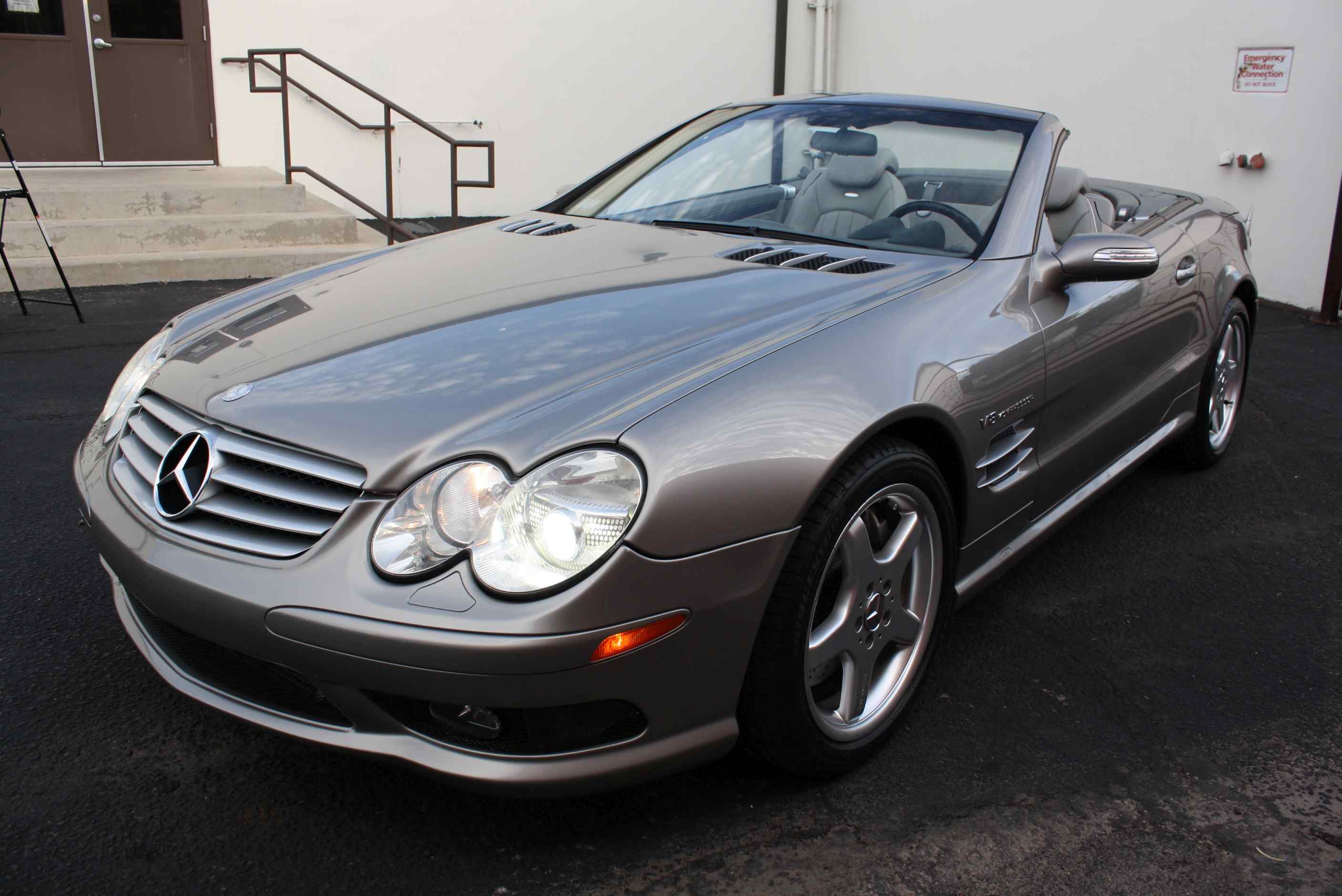 2004 Mercedes Benz SL55 AMG