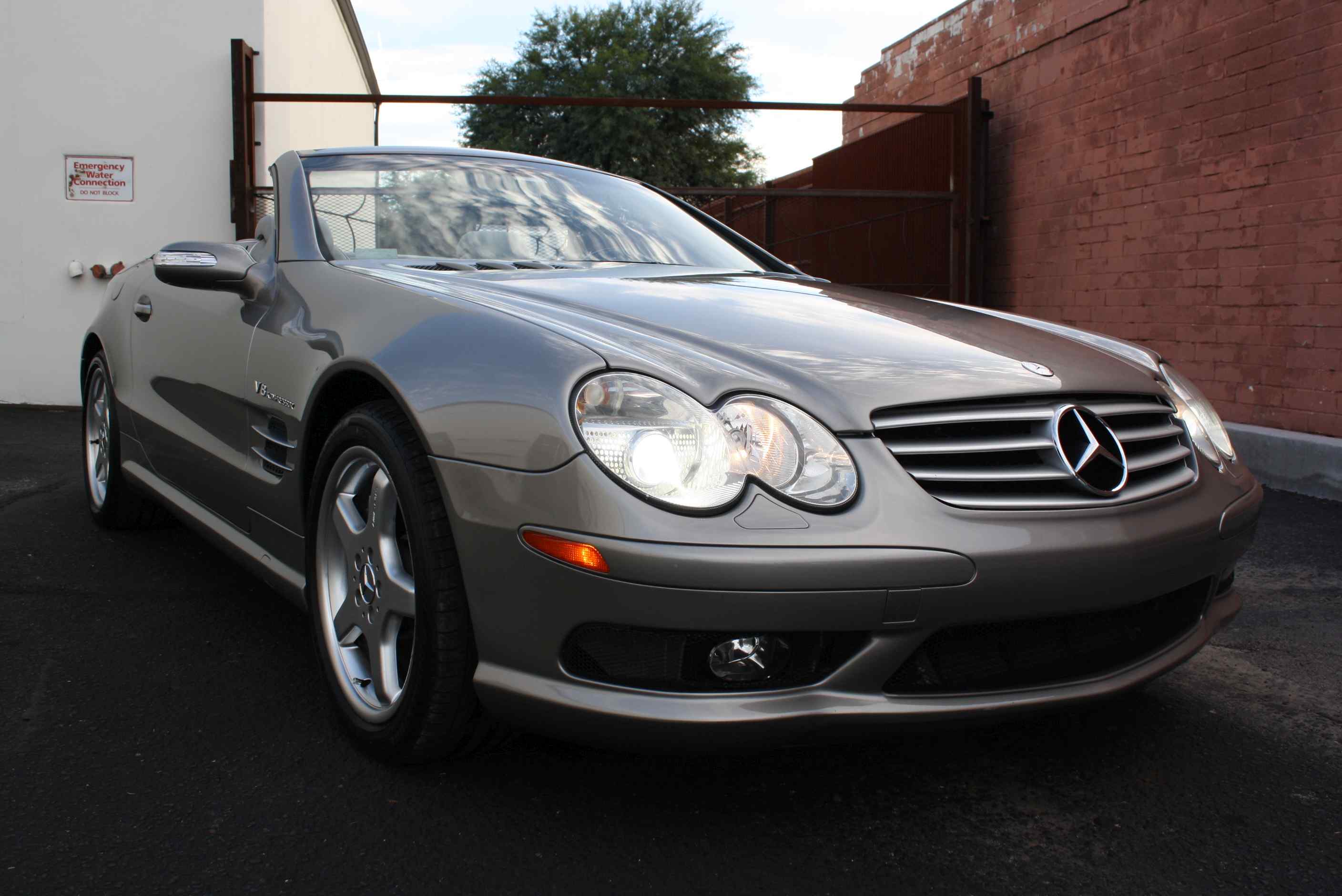 2004 Mercedes Benz SL55 AMG