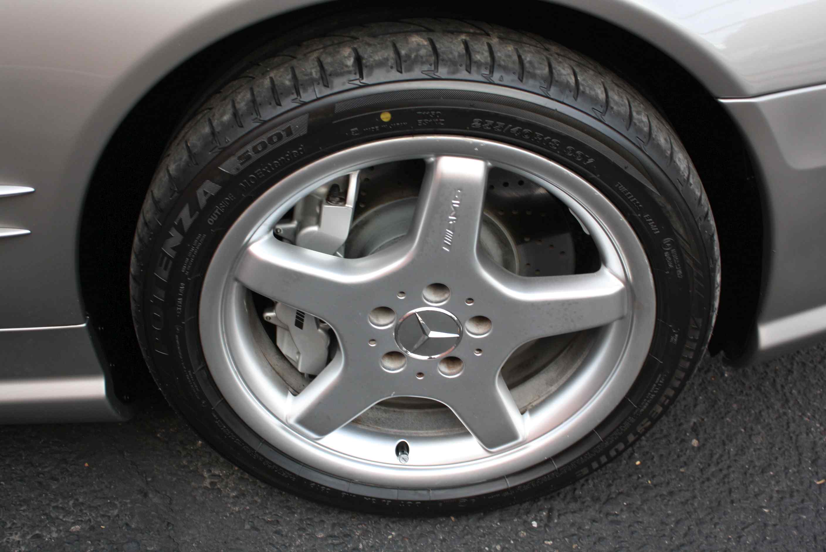 2004 Mercedes Benz SL55 AMG
