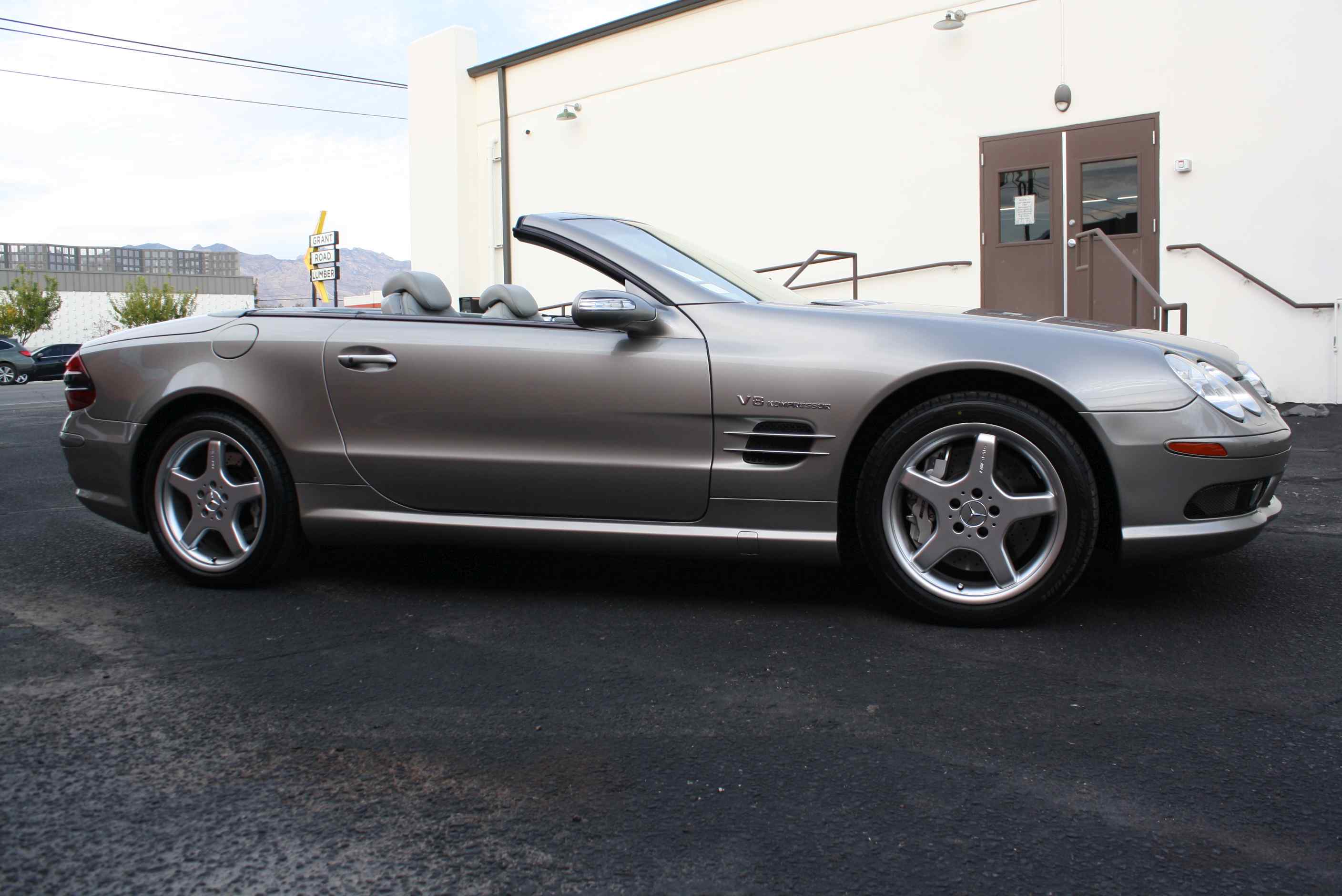 2004 Mercedes Benz SL55 AMG