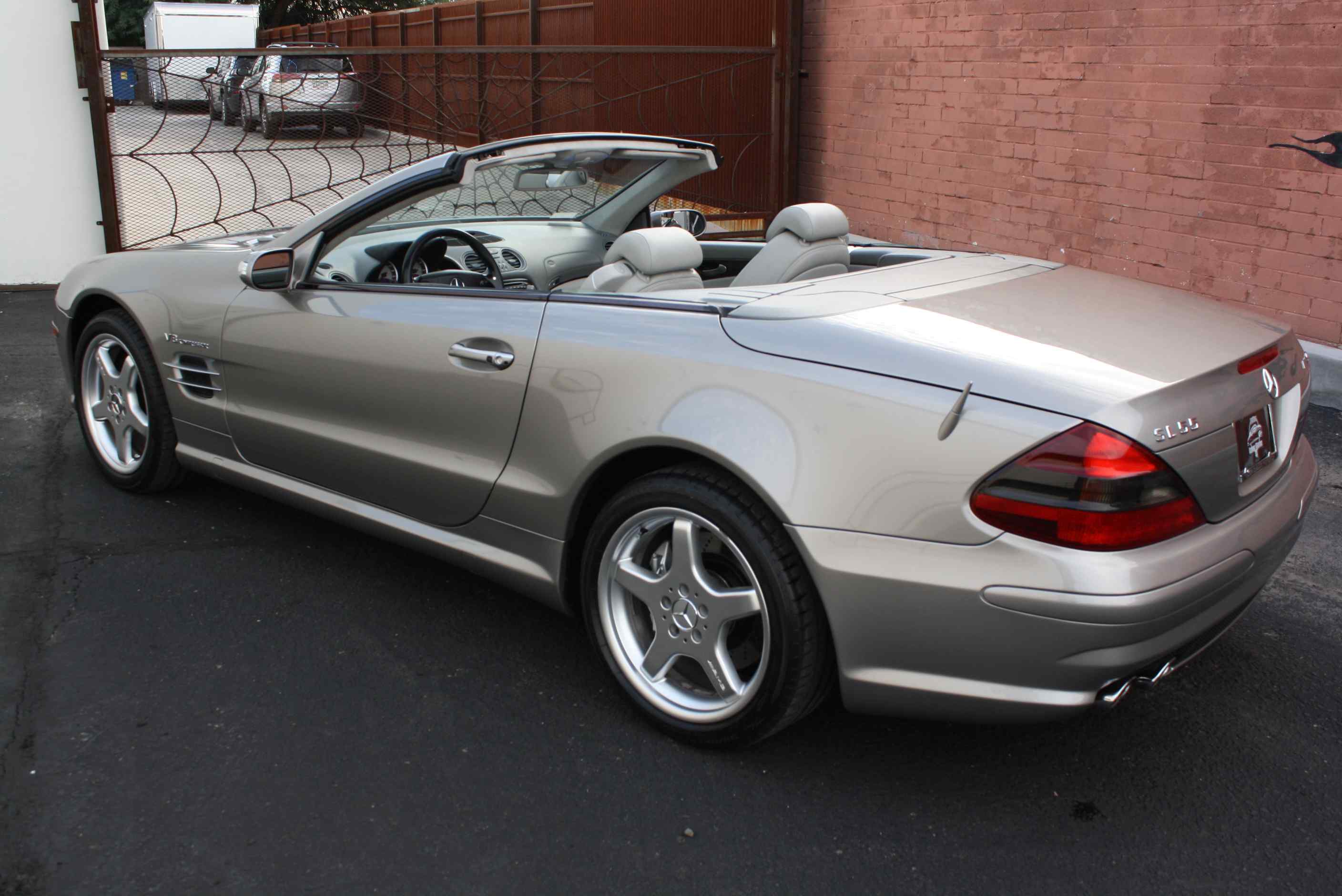 2004 Mercedes Benz SL55 AMG
