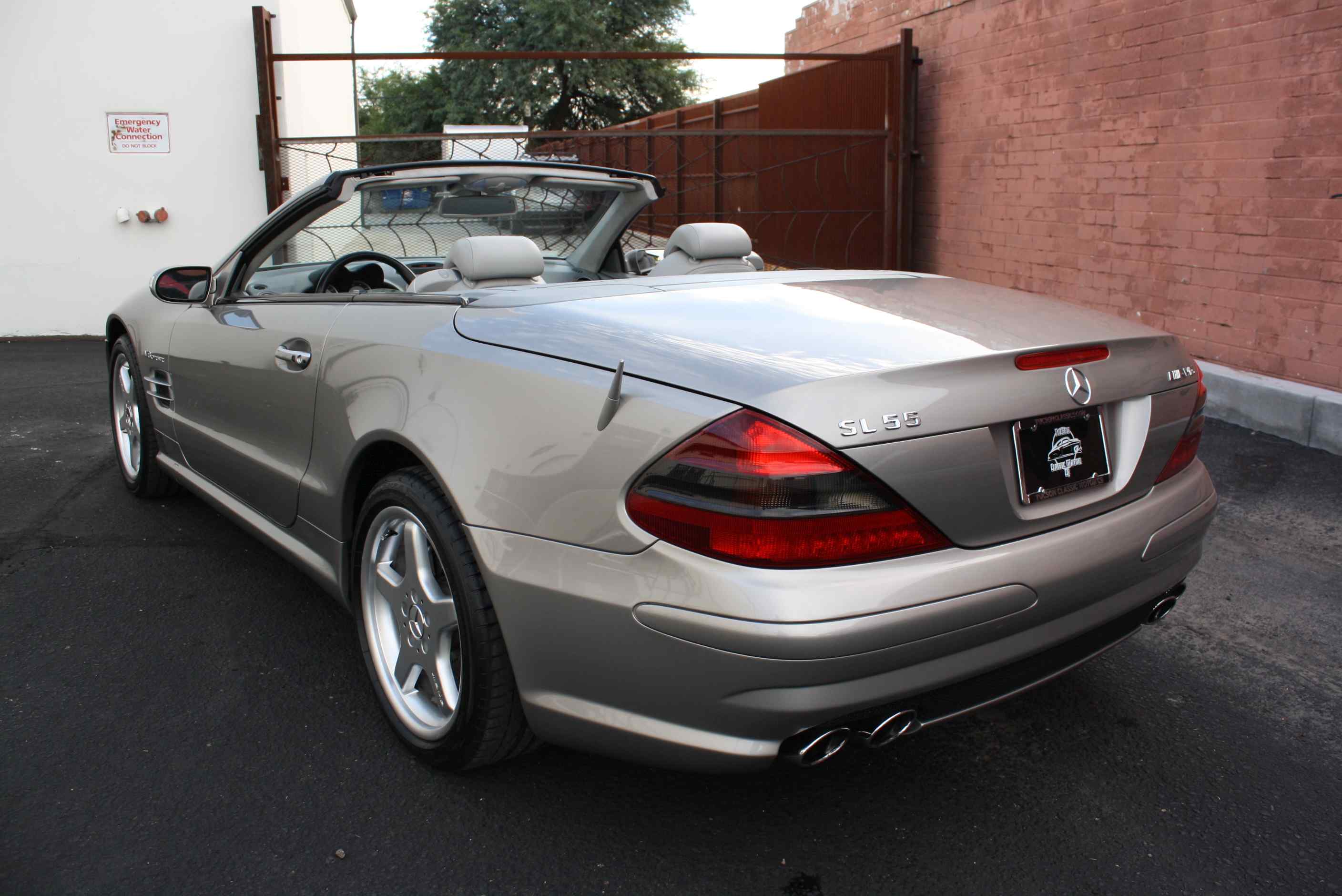 2004 Mercedes Benz SL55 AMG