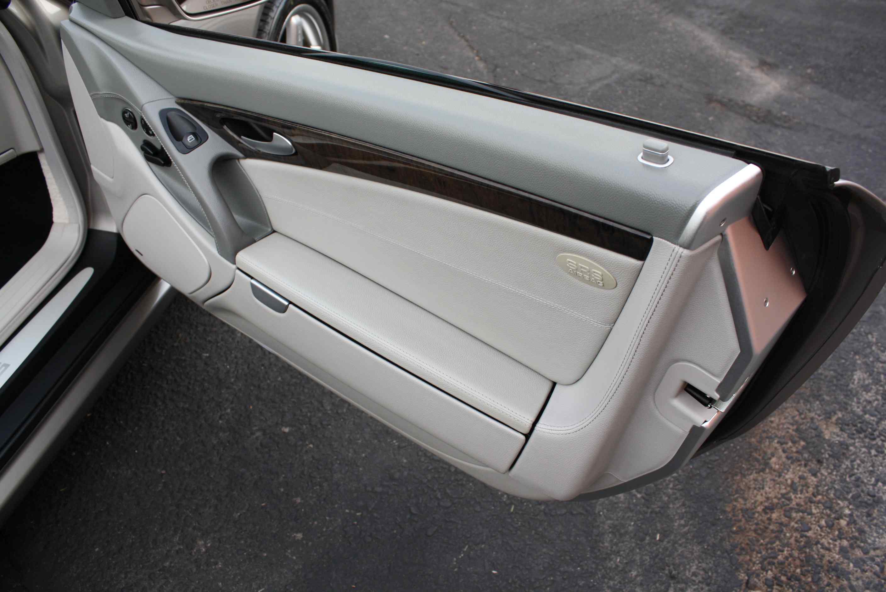 2004 Mercedes Benz SL55 AMG