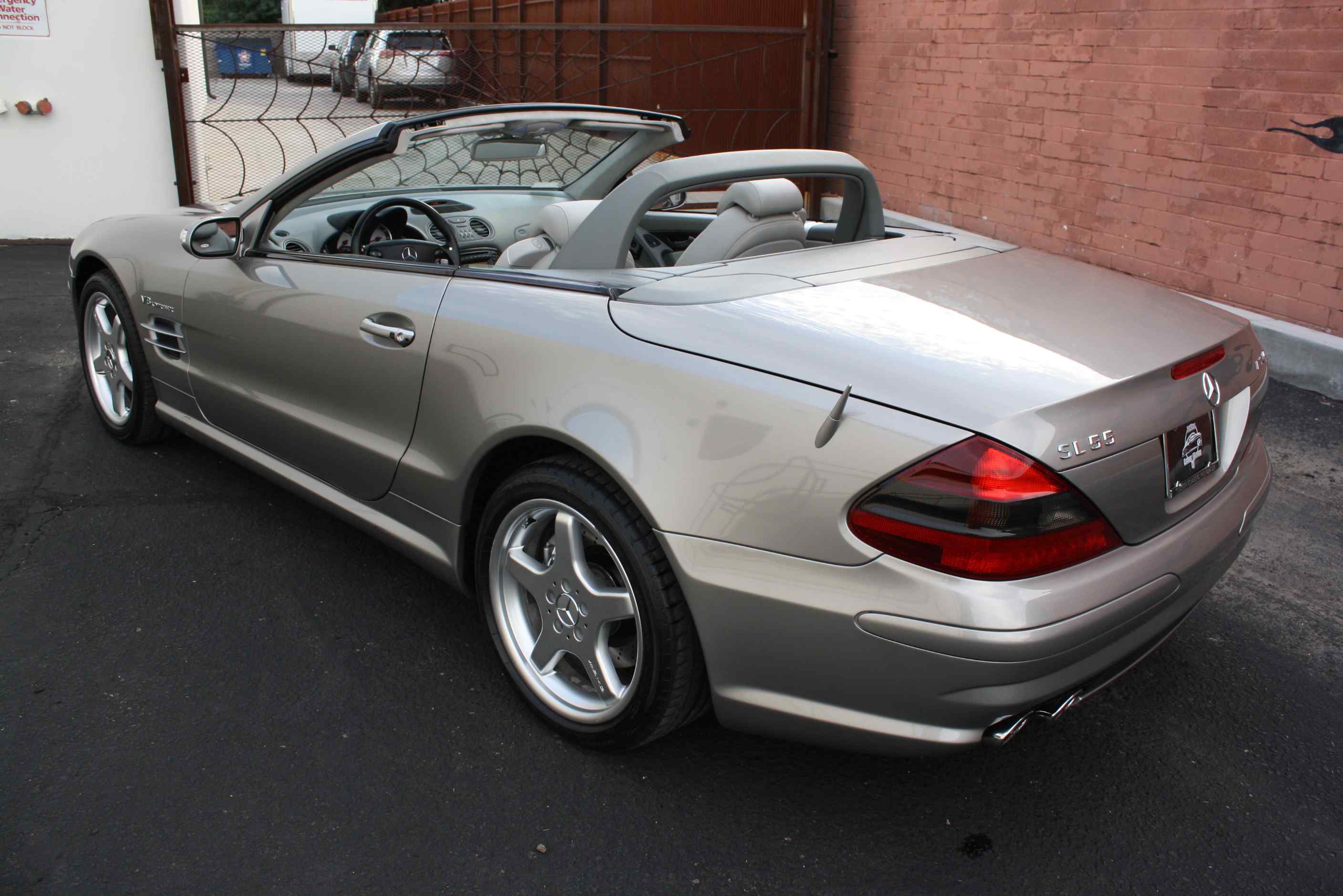 2004 Mercedes Benz SL55 AMG