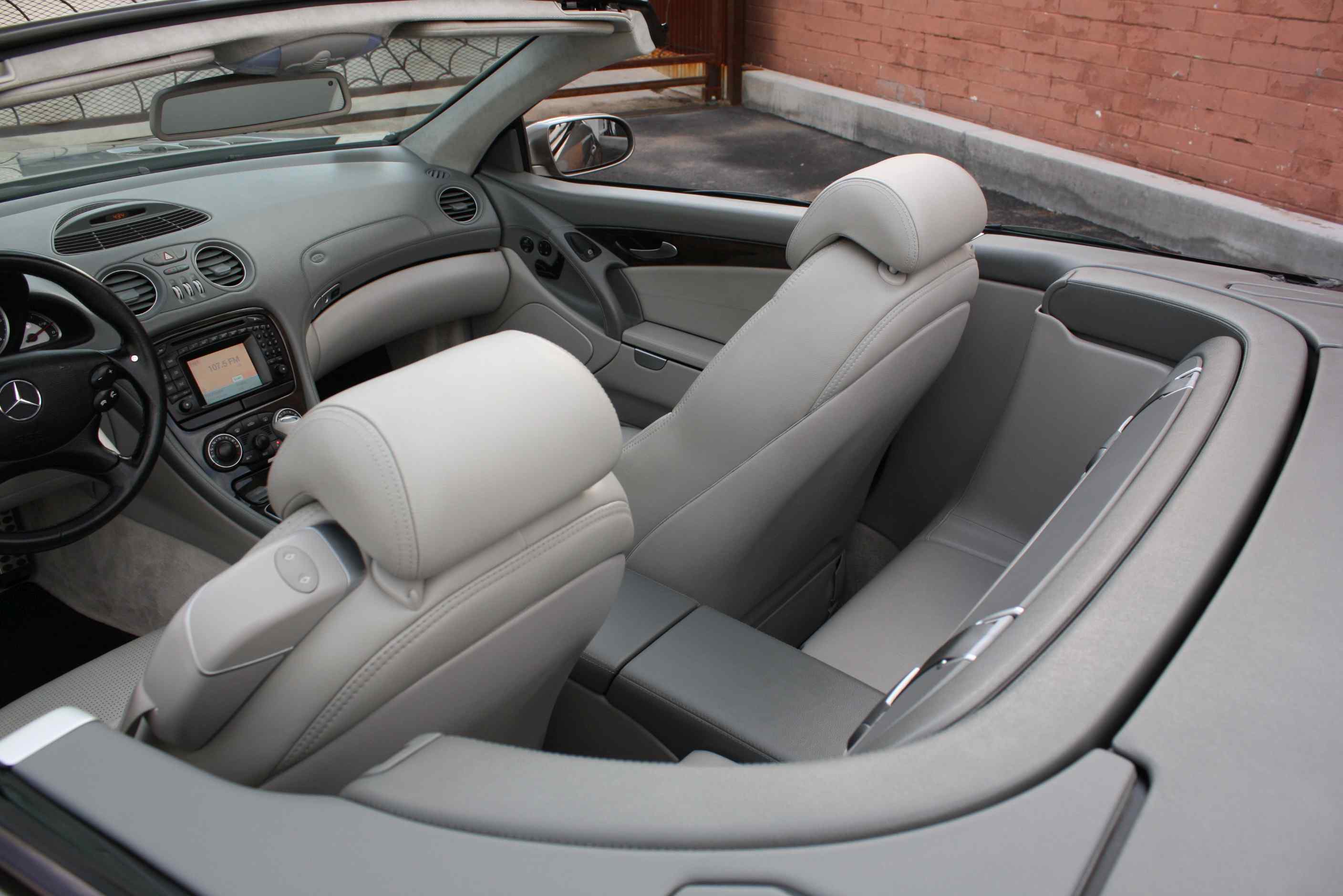 2004 Mercedes Benz SL55 AMG
