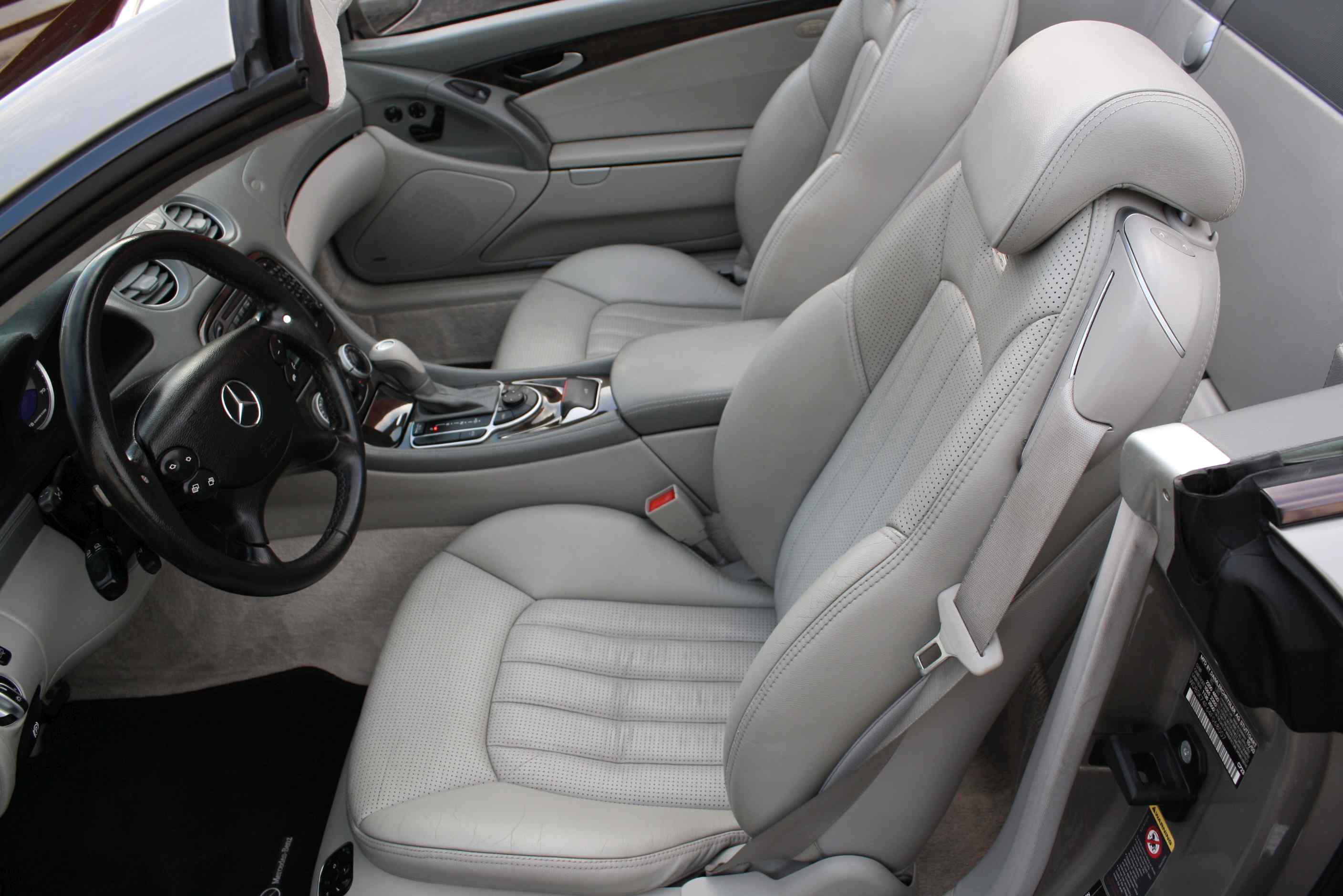 2004 Mercedes Benz SL55 AMG