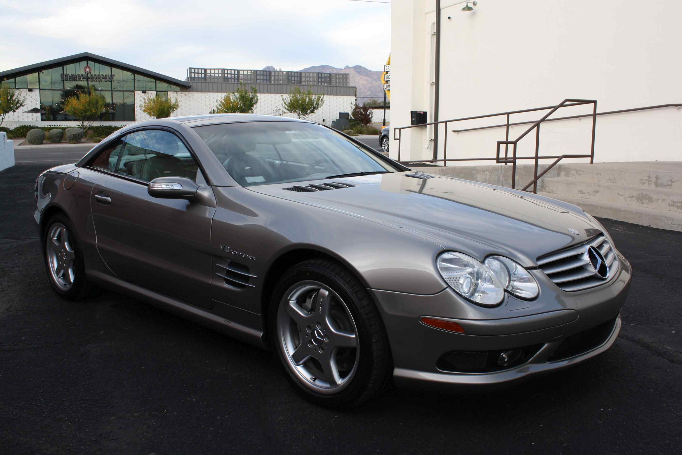 2004 Mercedes Benz SL55 AMG