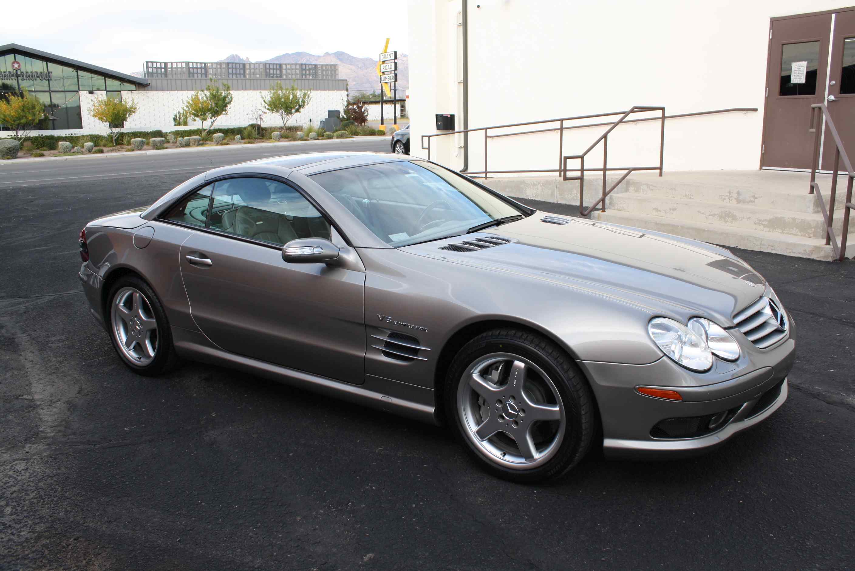 2004 Mercedes Benz SL55 AMG