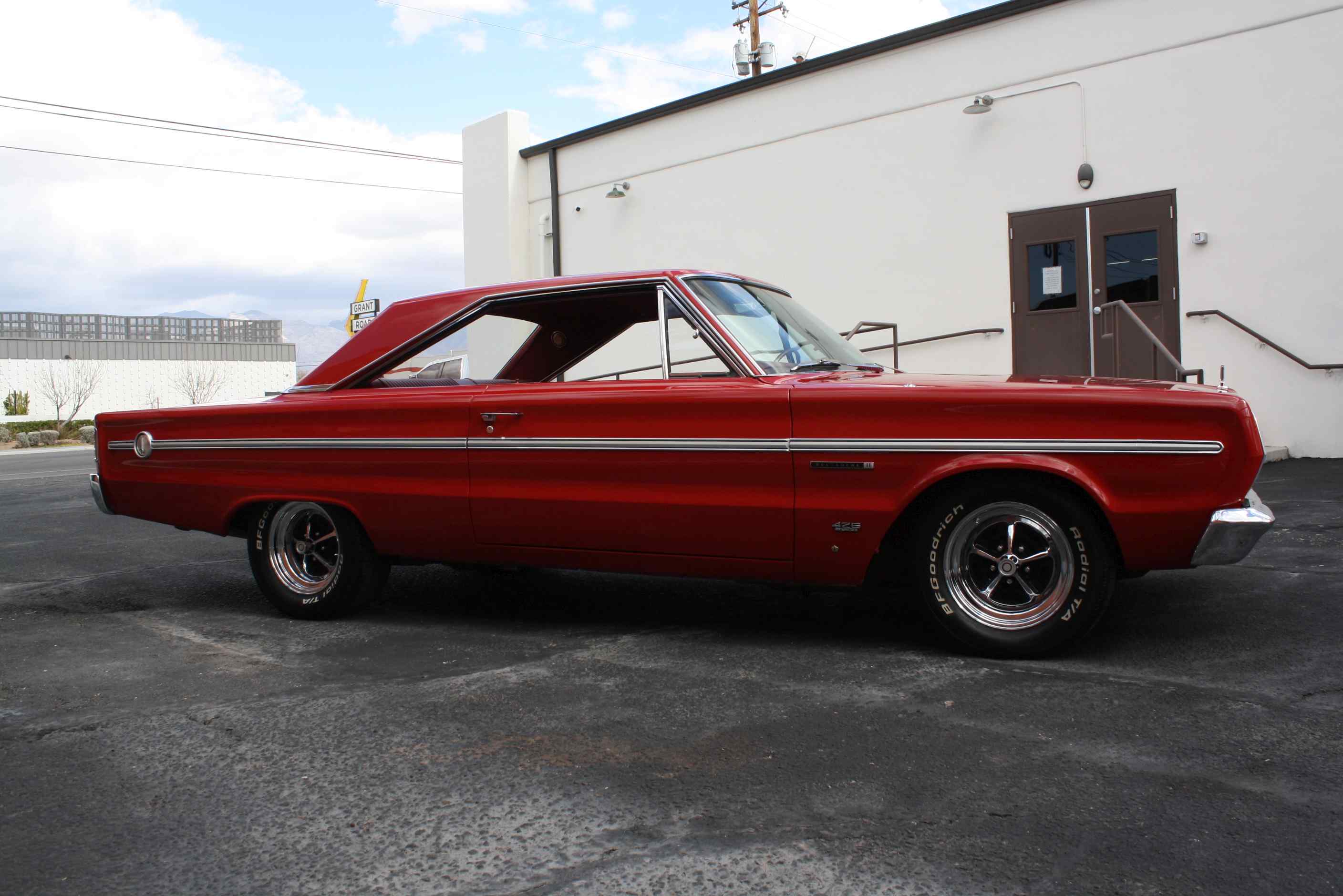 1966 Plymouth Belvedere 2 Factory HEMI 4 speed