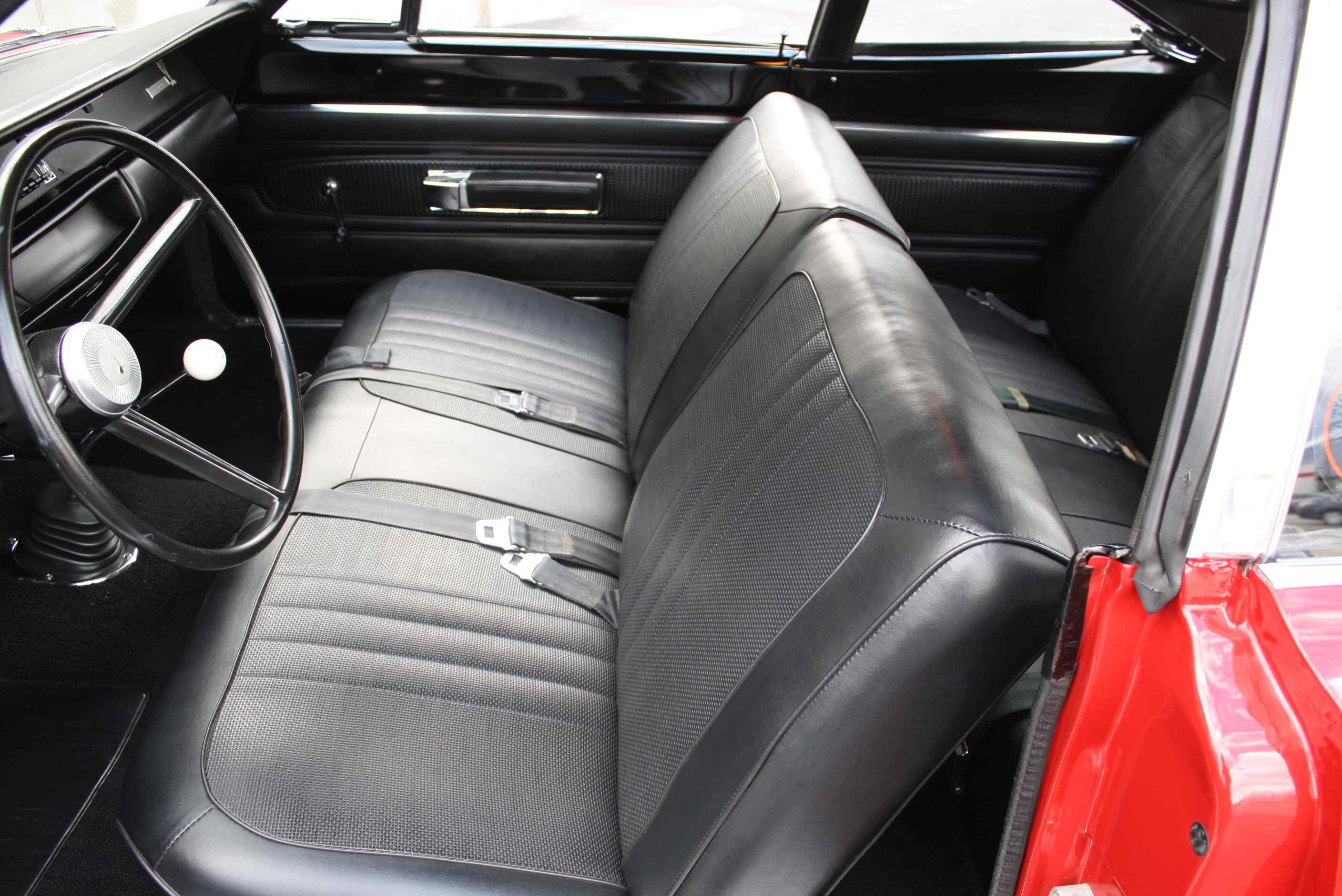1968 Plymouth HEMI Roadrunner
