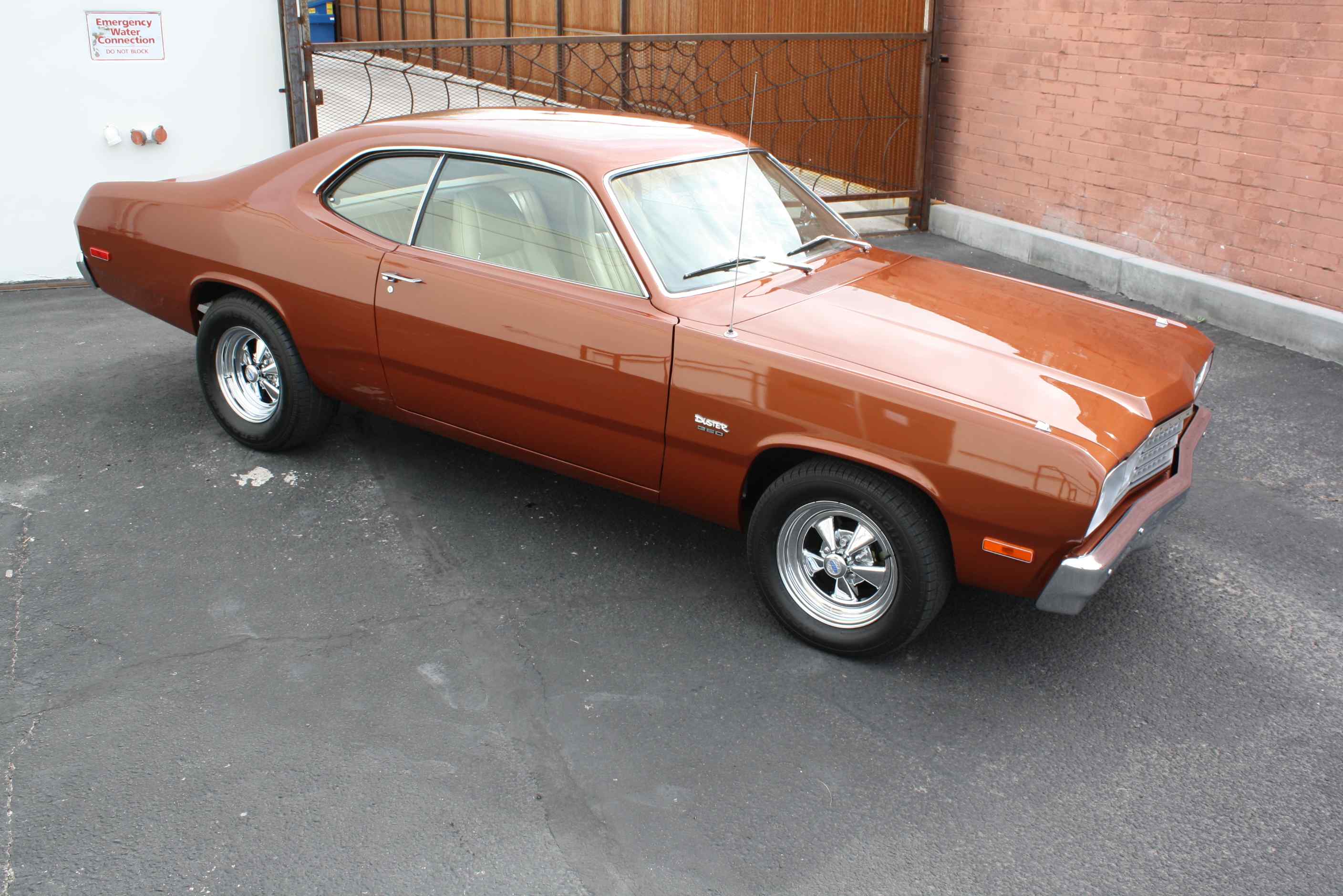 1974 Plymouth Duster