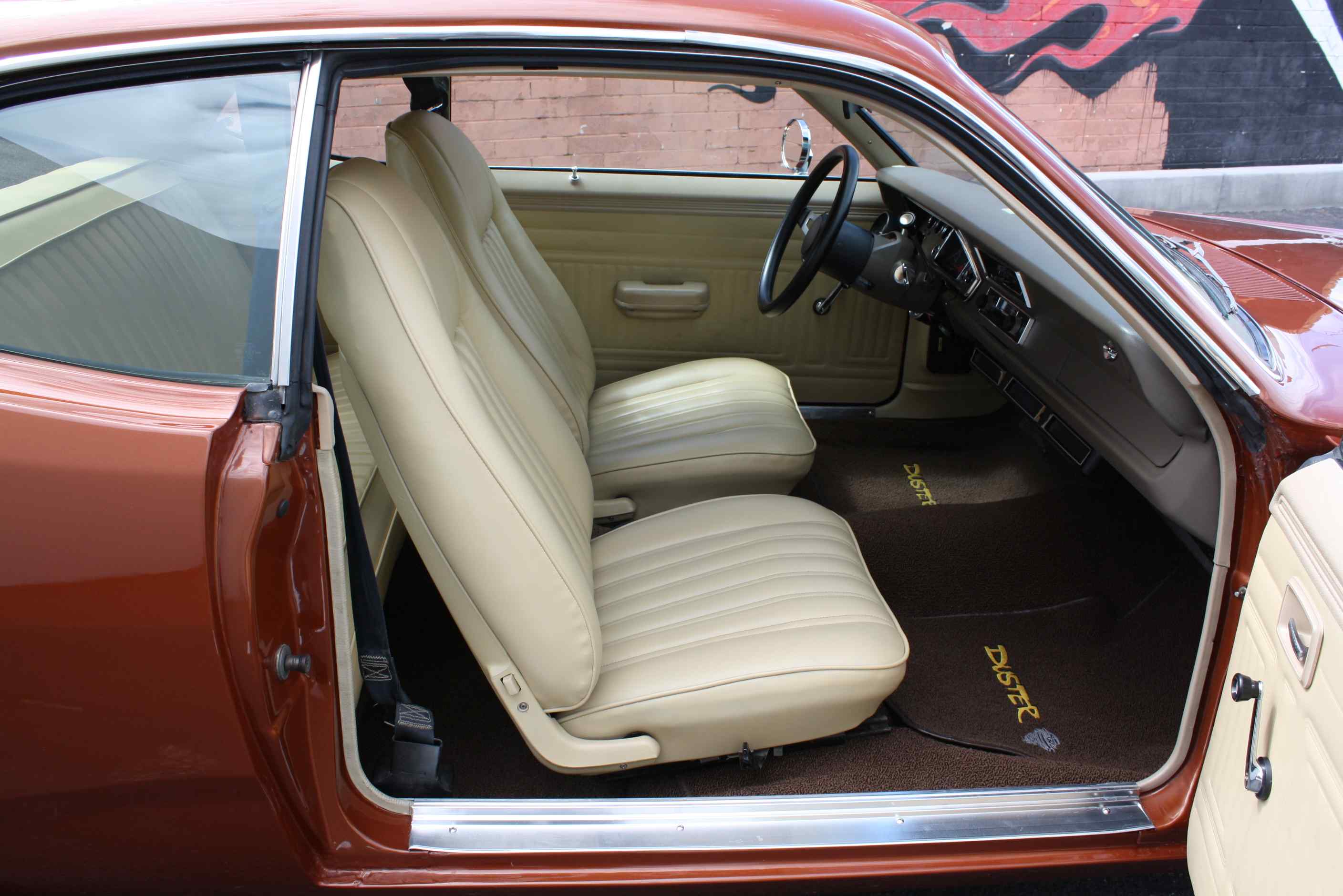 1974 Plymouth Duster