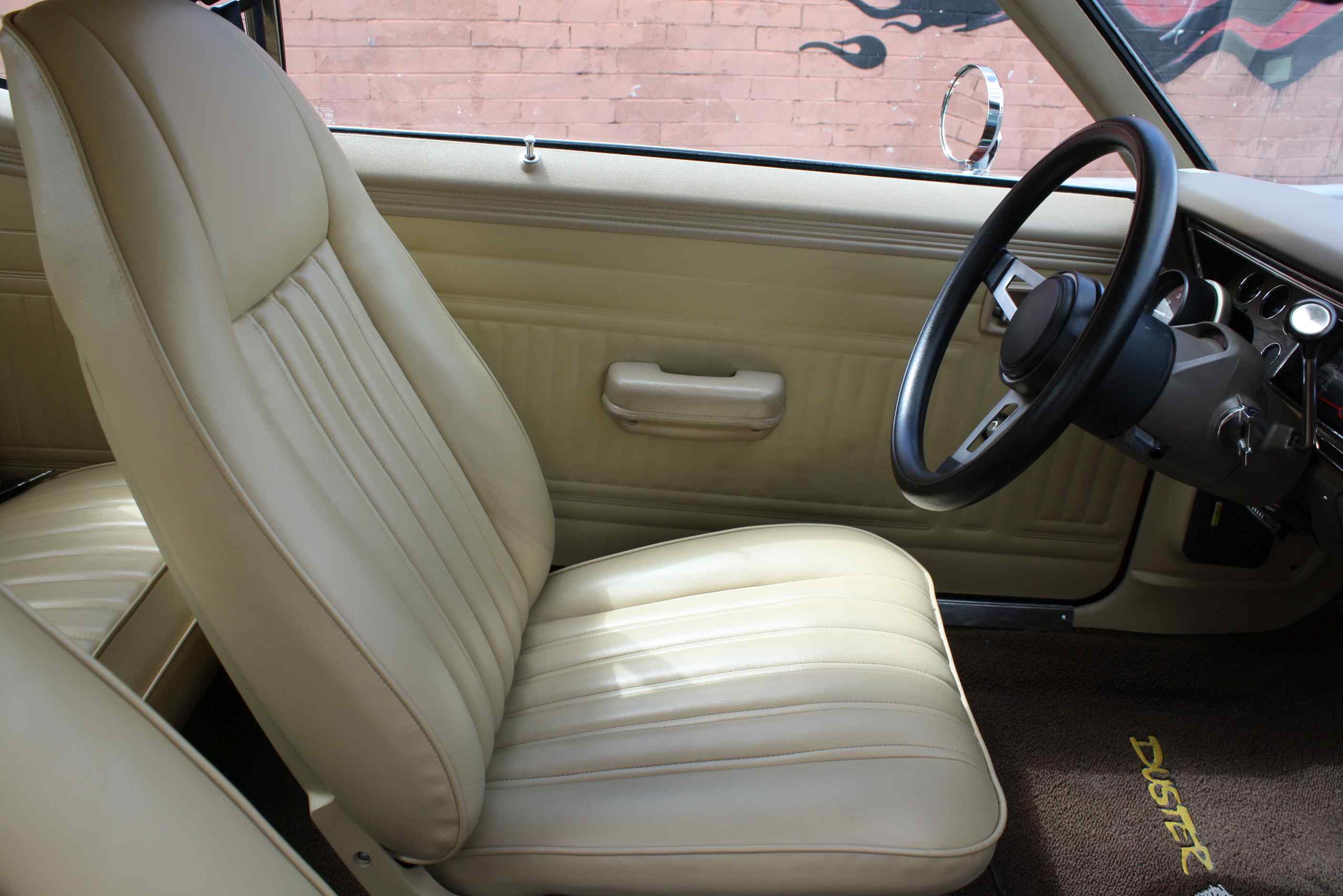 1974 Plymouth Duster