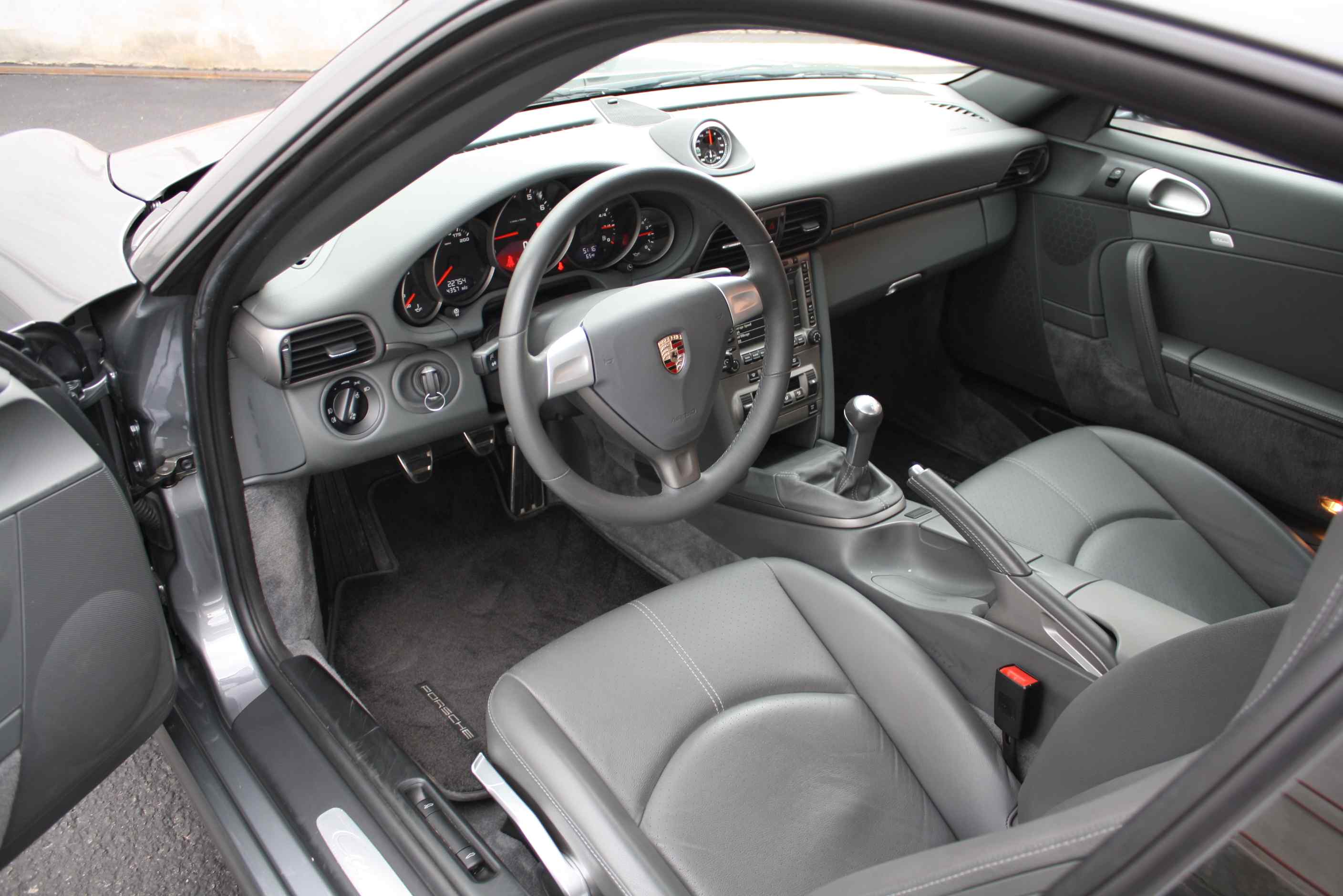 2006 Porsche Carrera Coupe 6 speed Manual