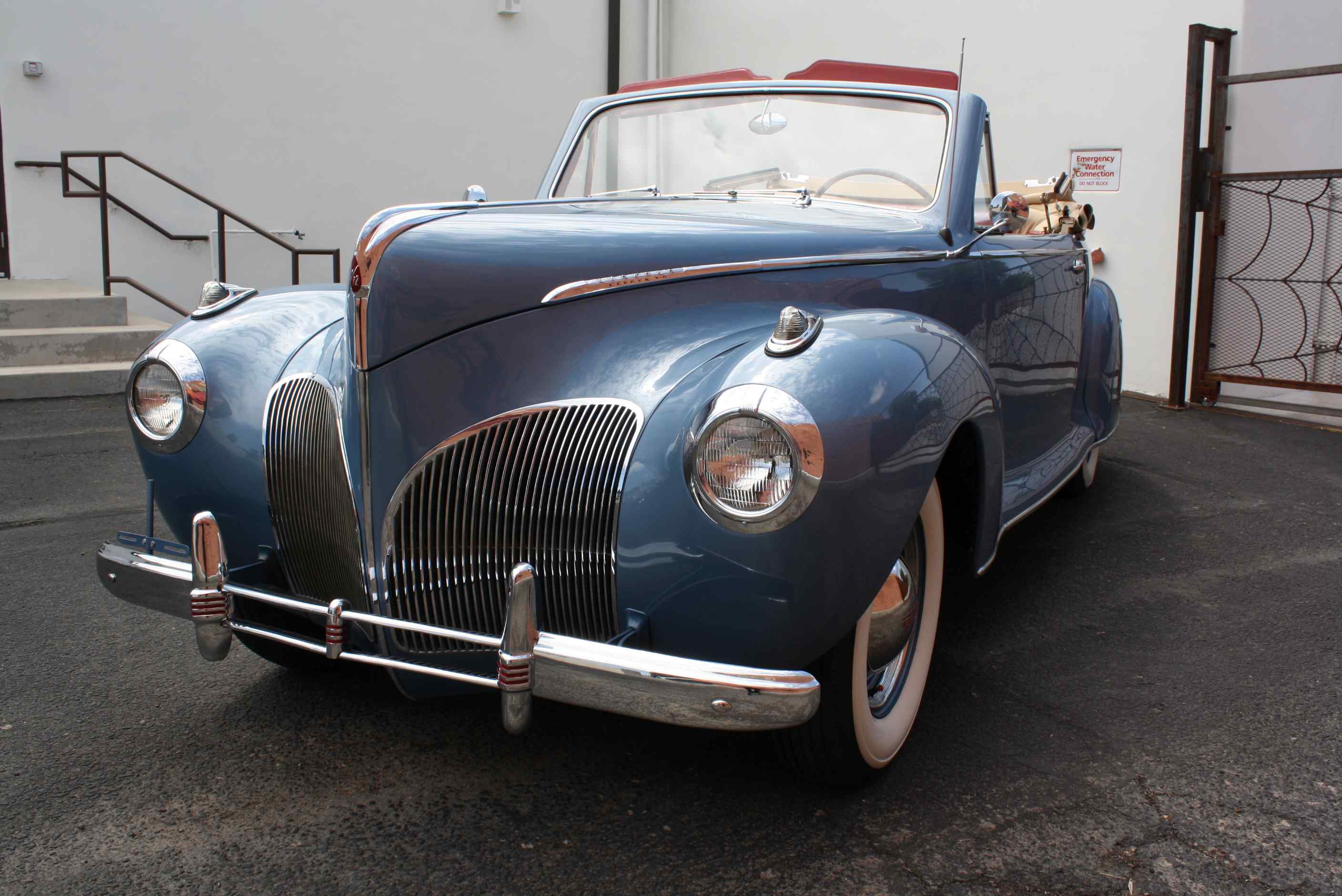 1941 Lincoln Zephyr Converible
