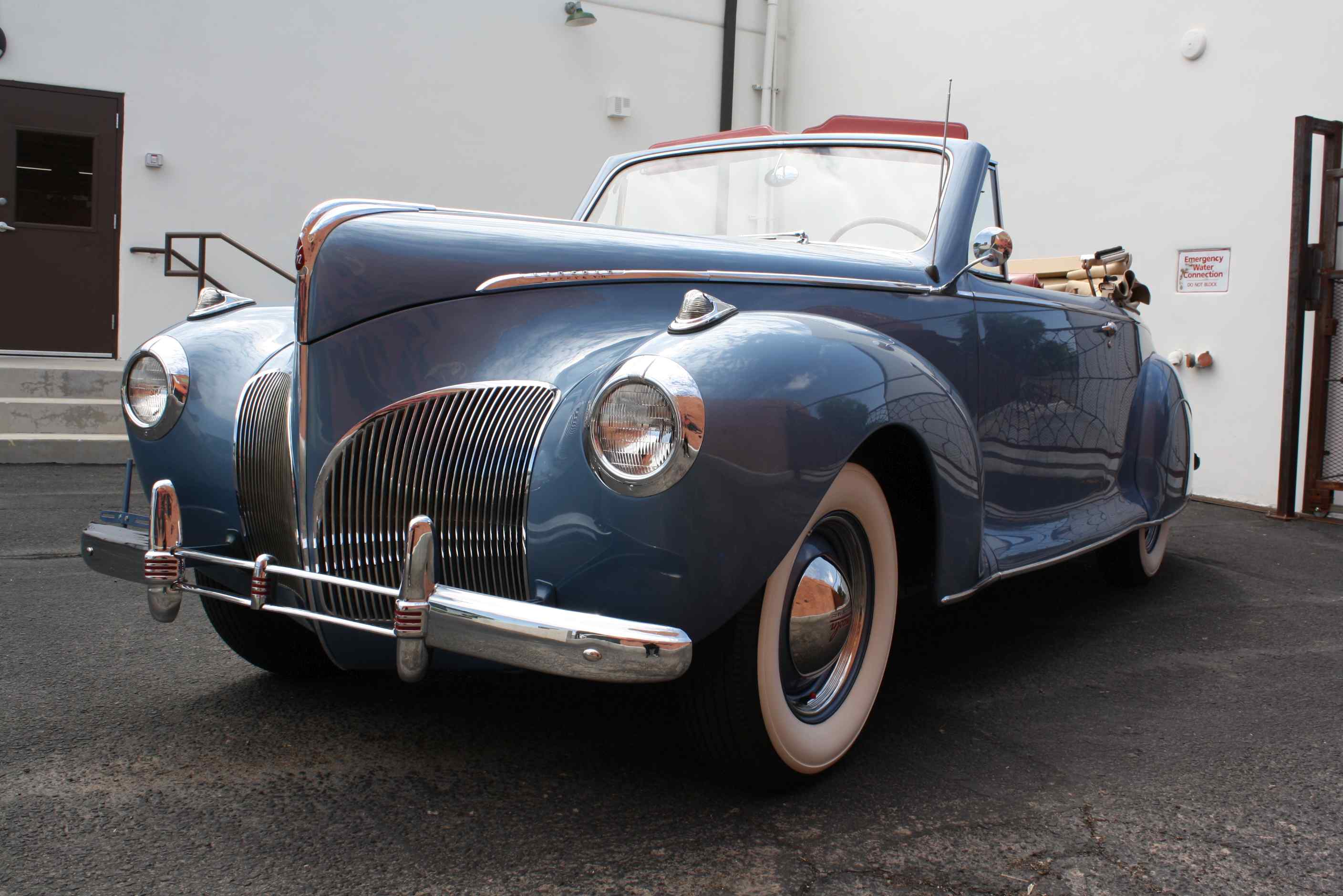 1941 Lincoln Zephyr Converible
