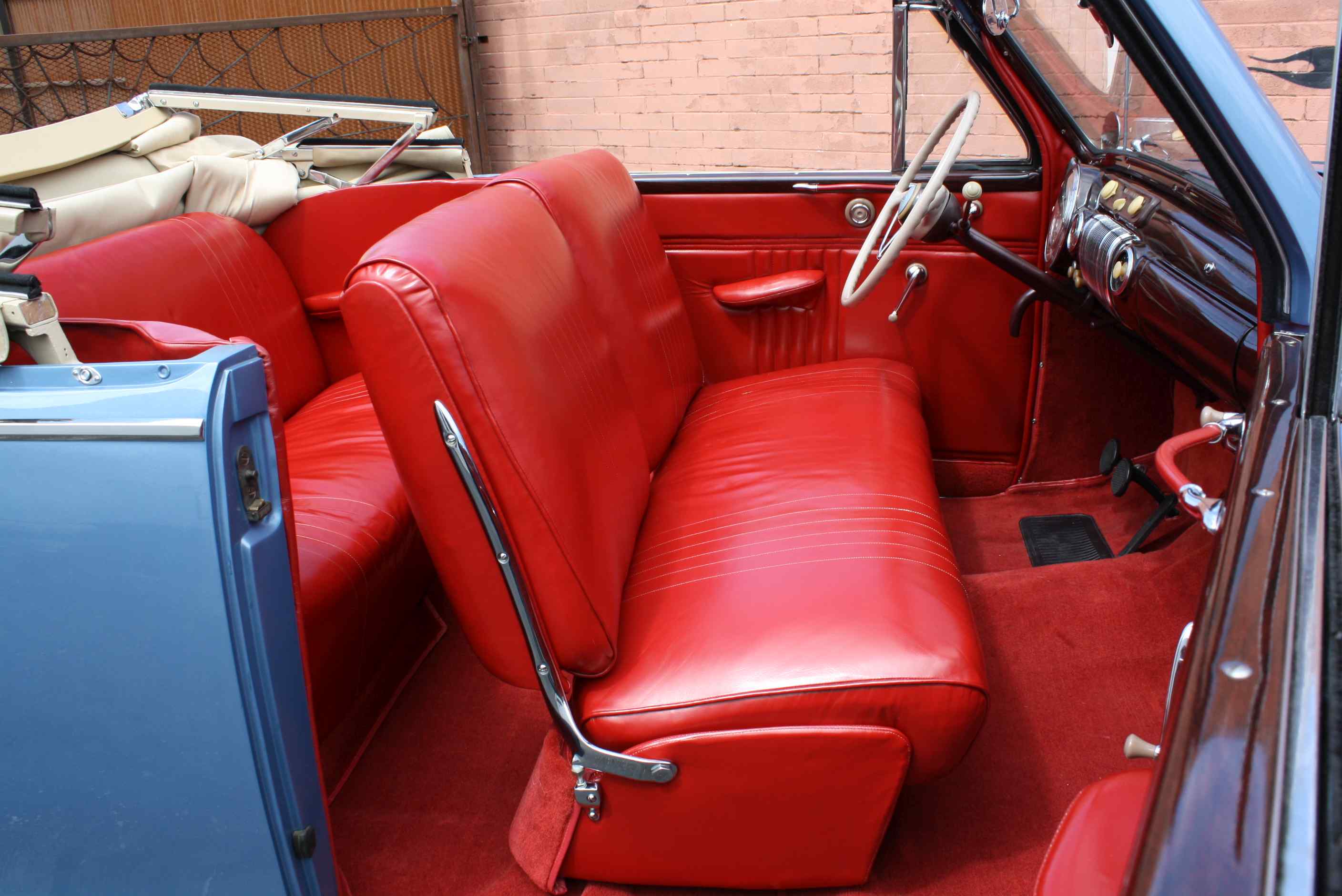 1941 Lincoln Zephyr Converible