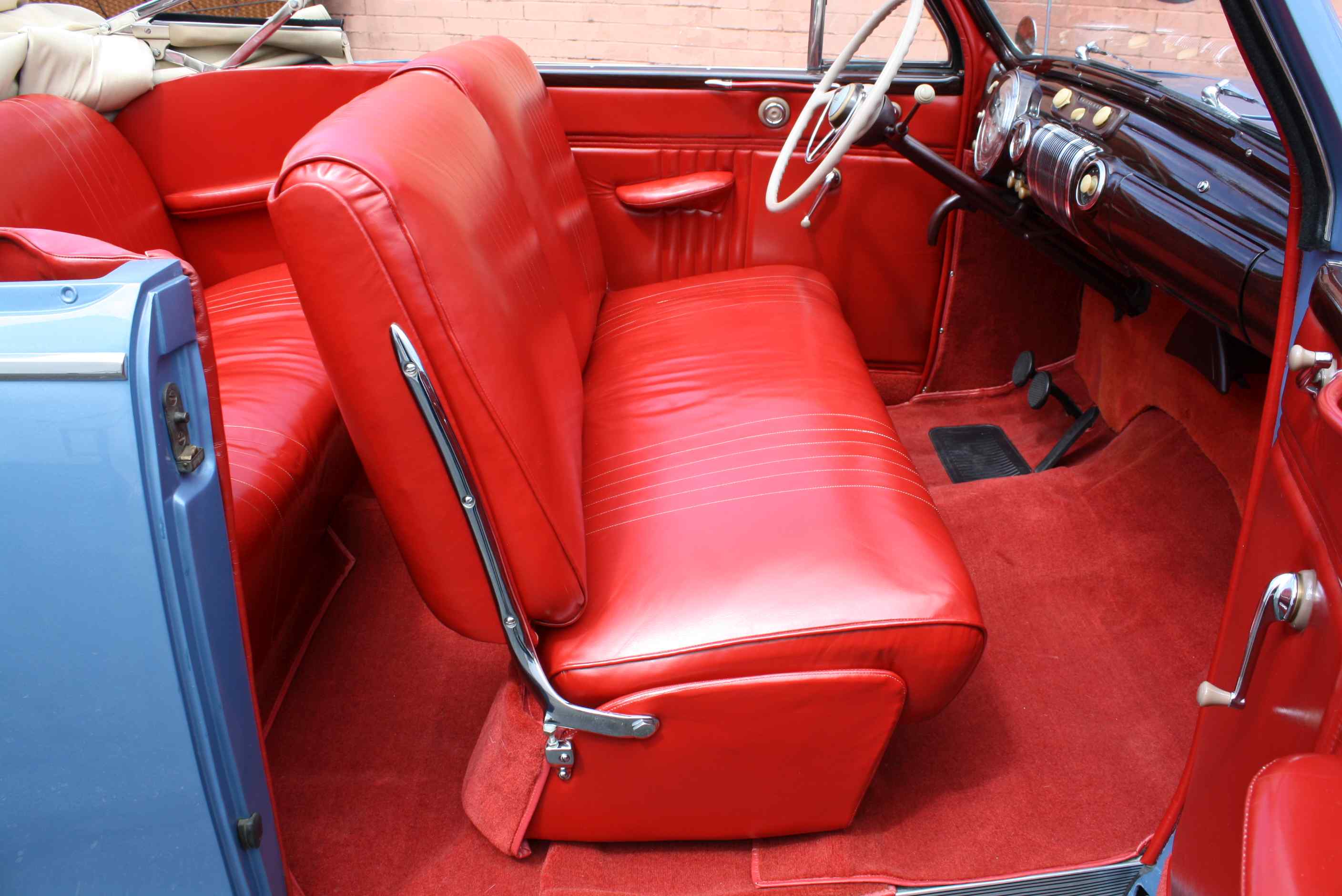 1941 Lincoln Zephyr Converible