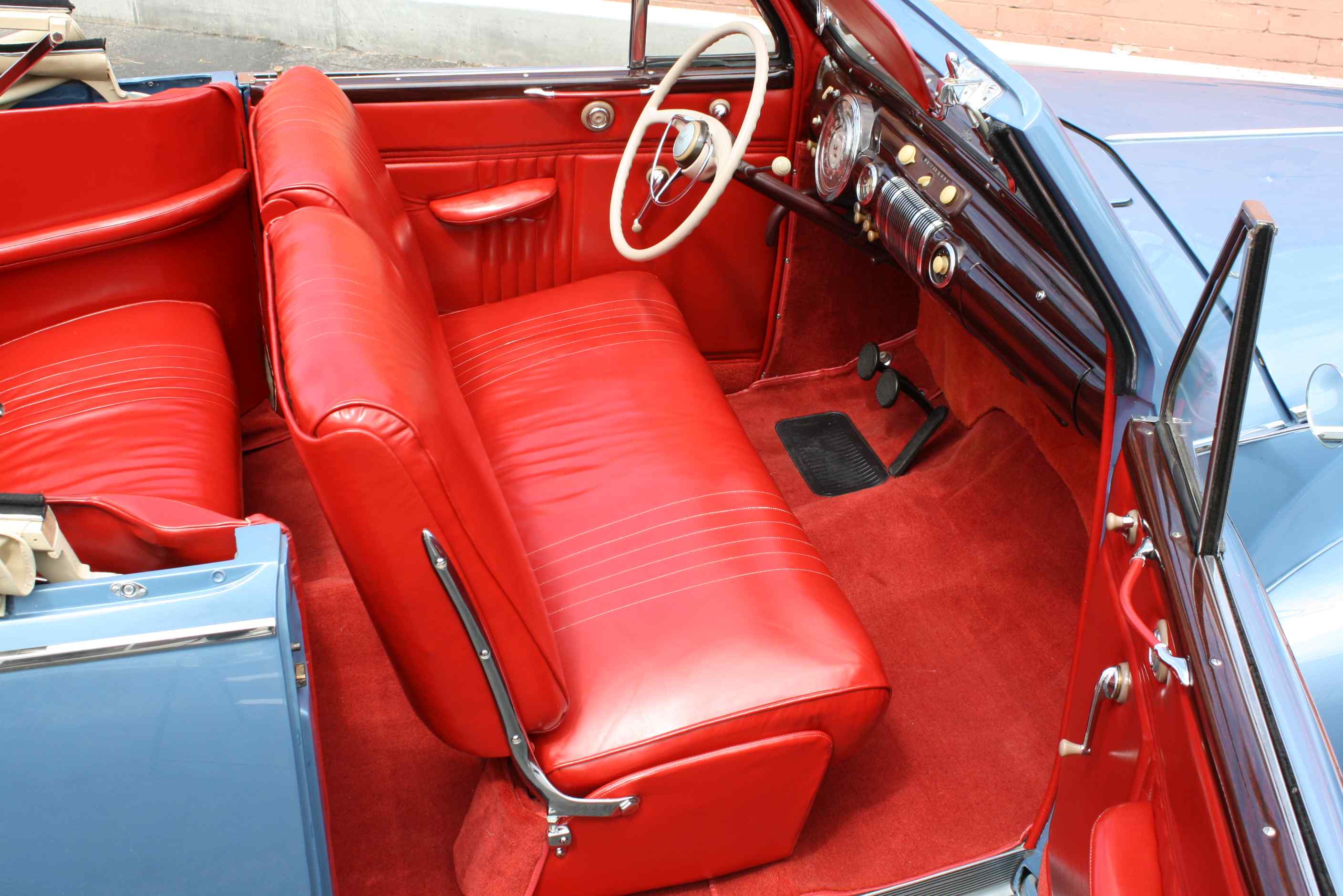 1941 Lincoln Zephyr Converible