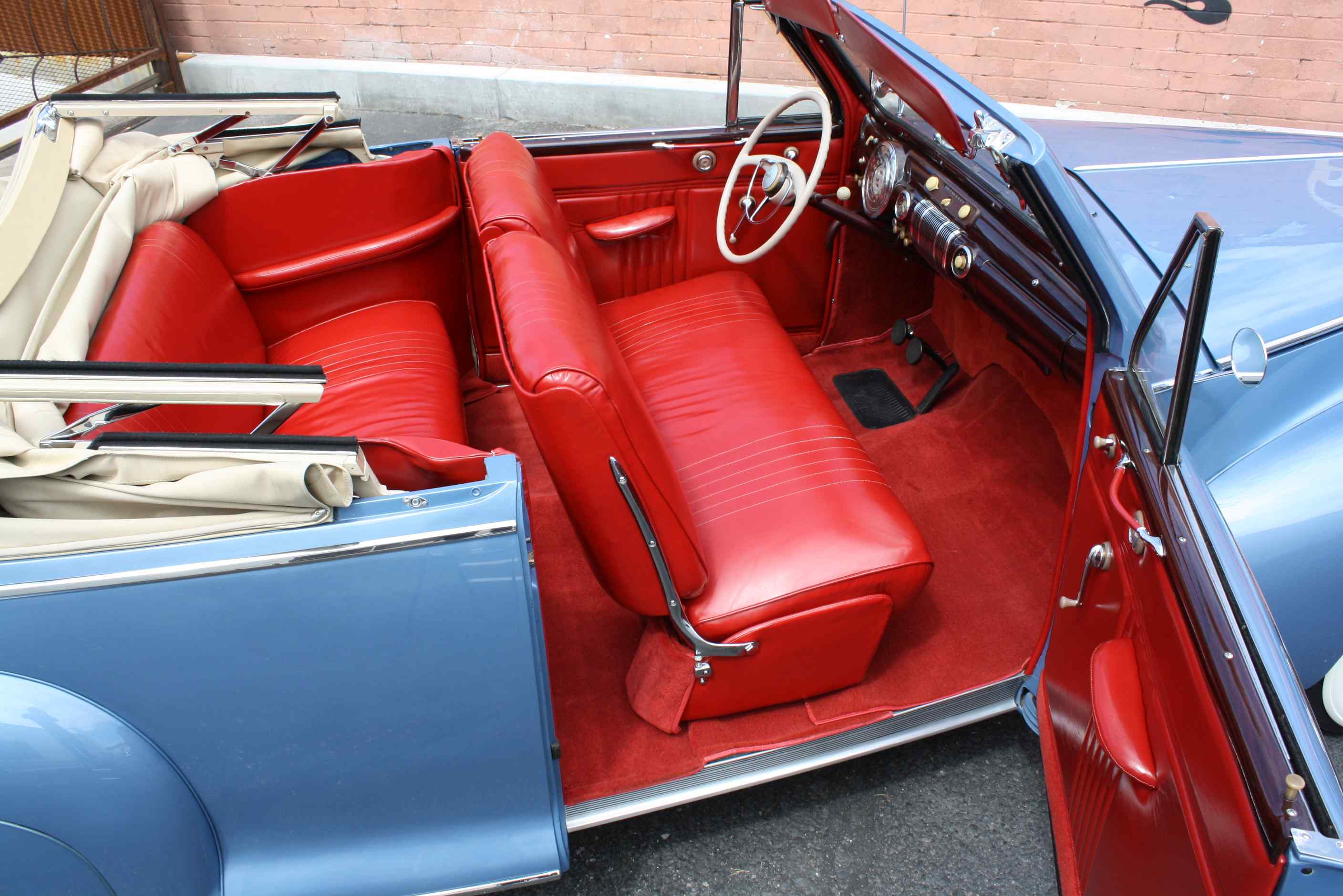 1941 Lincoln Zephyr Converible
