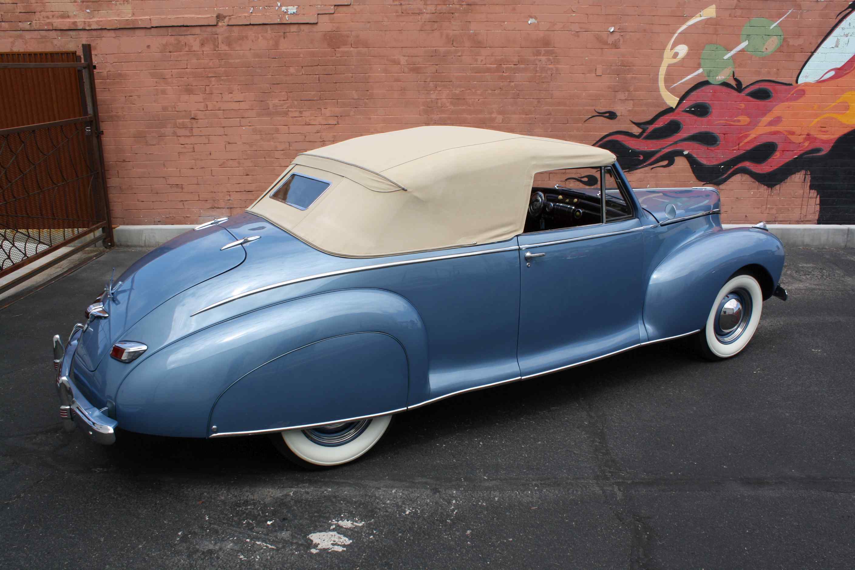 1941 Lincoln Zephyr Converible