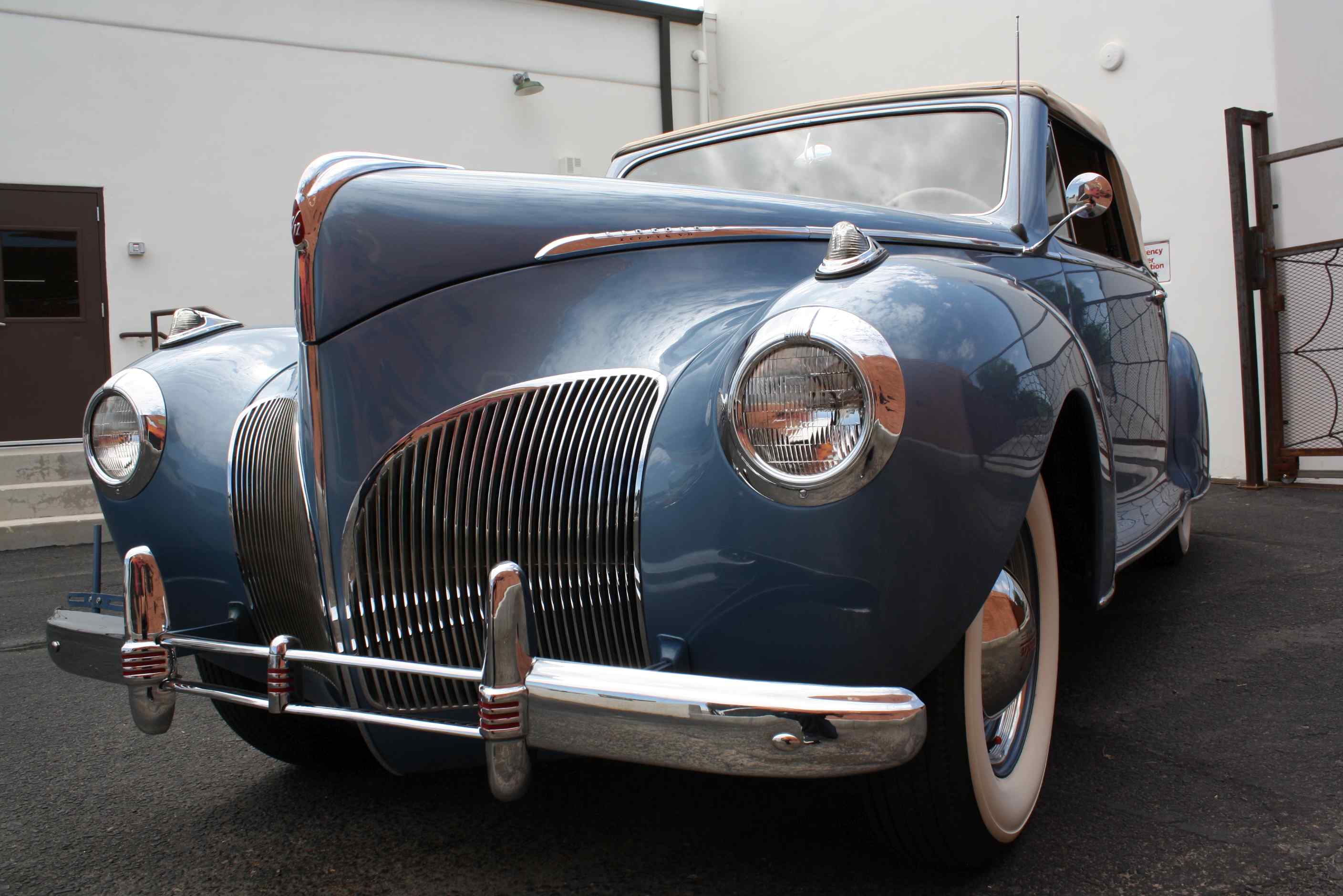 1941 Lincoln Zephyr Converible