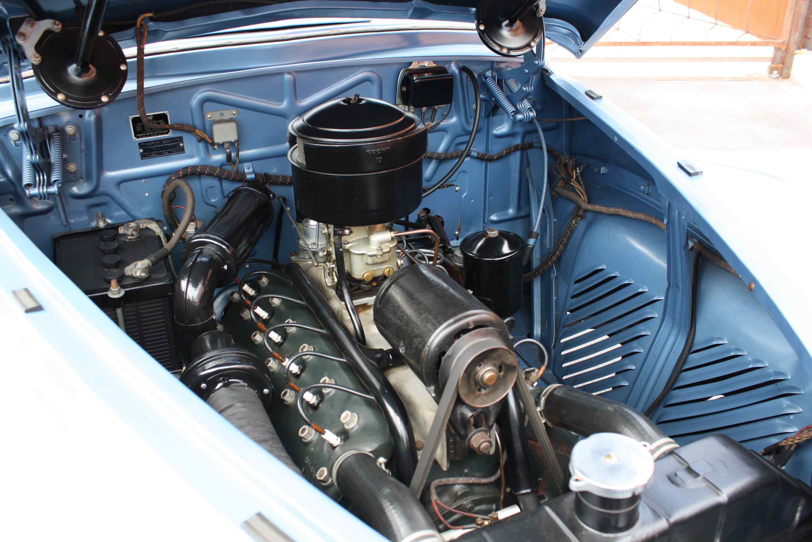 1941 Lincoln Zephyr Converible