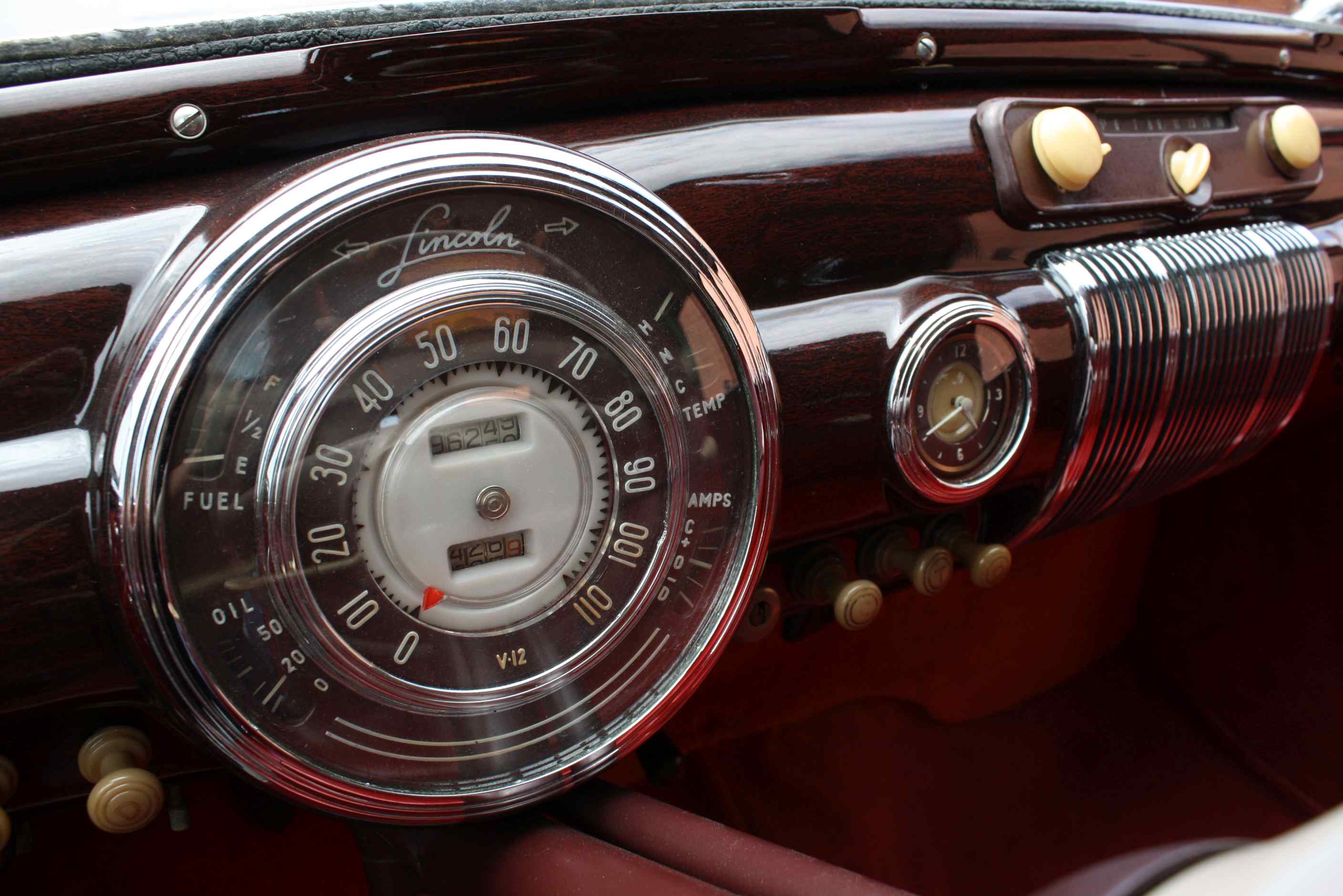 1941 Lincoln Zephyr Converible