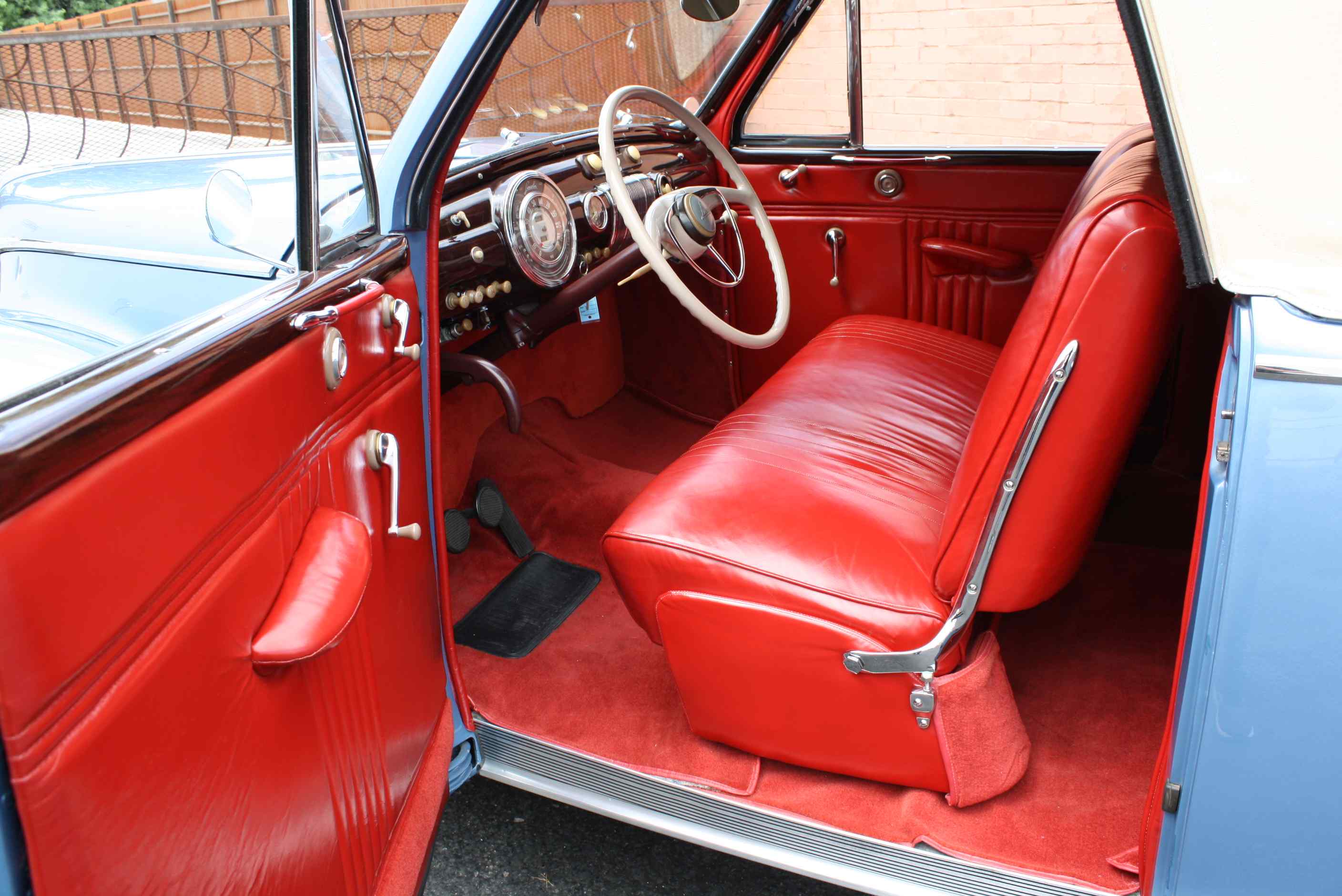 1941 Lincoln Zephyr Converible