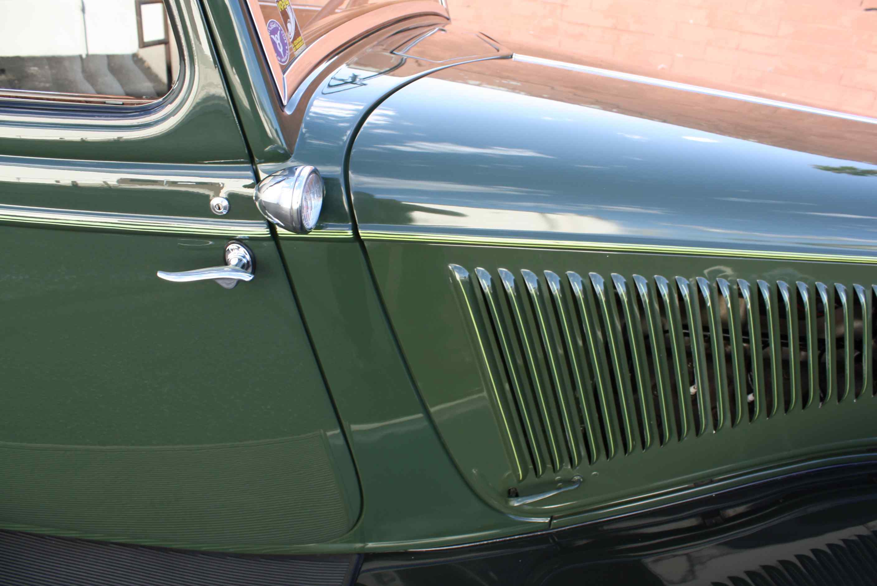 1934 Ford Deluxe Victoria