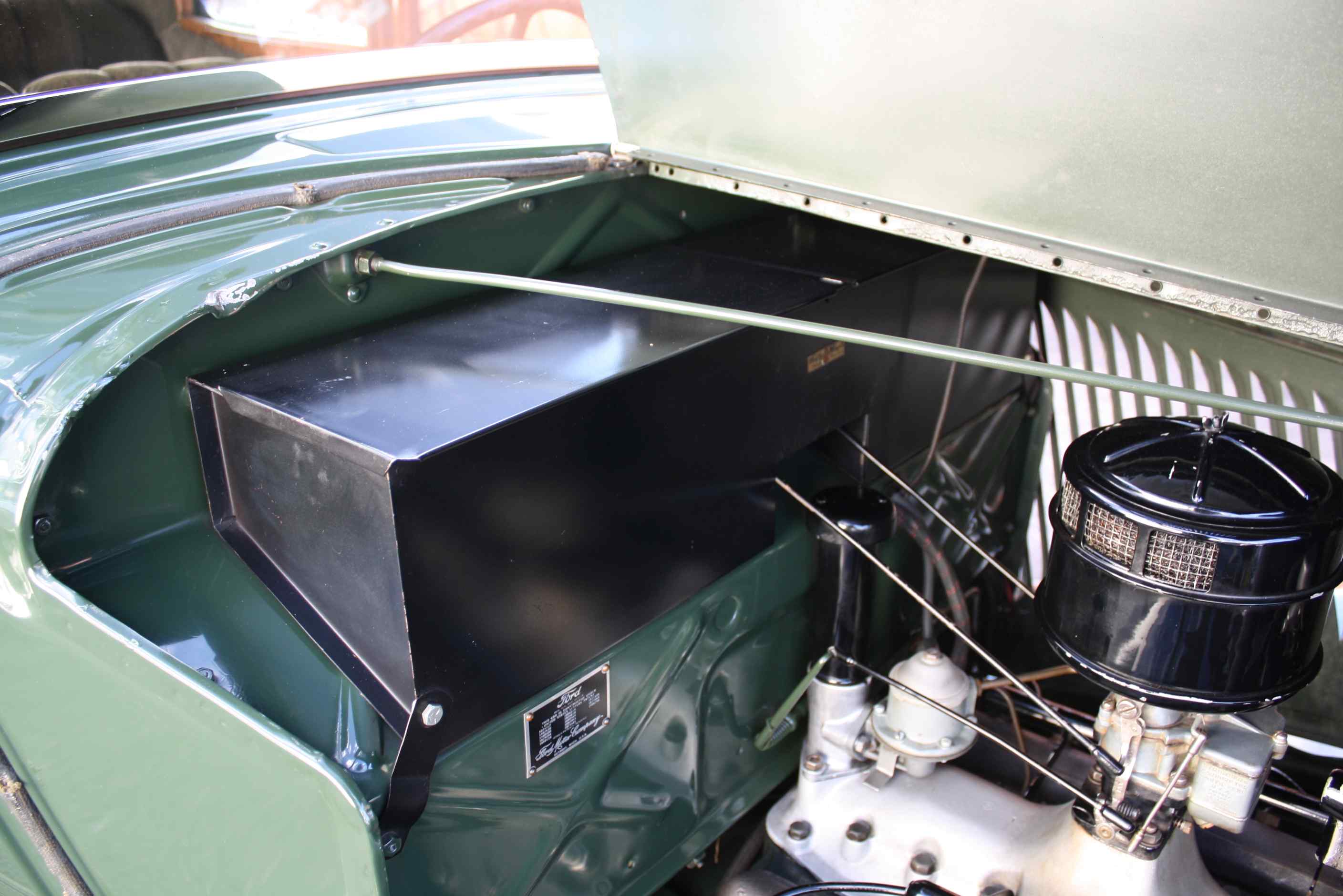 1934 Ford Deluxe Victoria
